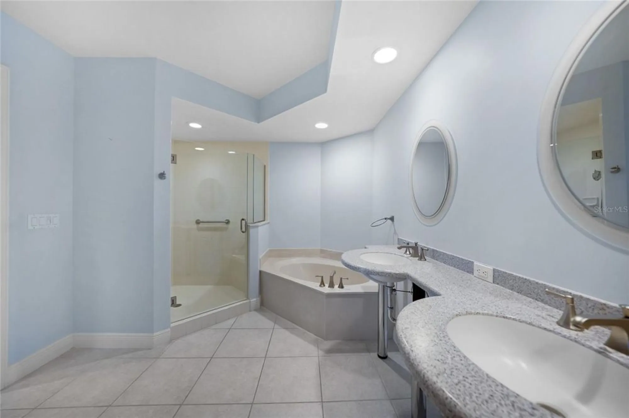 Property Slideshow image 27 of 65 | 3329 sunset key cir 308, Punta Gorda, FL, 33955