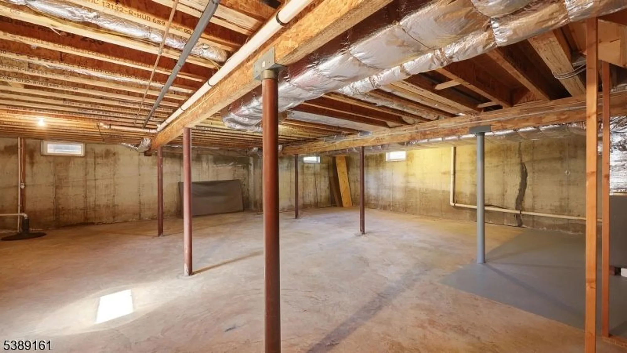 Property Slideshow image 24 of 32 | 9 pitcher pt, Somerset, NJ, 08873