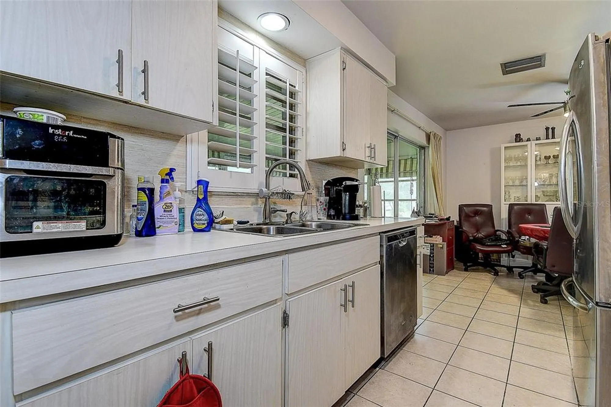 Property Slideshow image 14 of 36 | 2955 briar cliff dr, Palm Harbor, FL, 34684