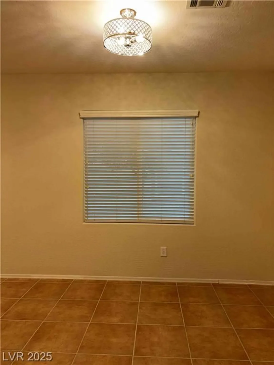 Property Slideshow image 12 of 51 | 2484 galaxy cluster st, Henderson, NV, 89044