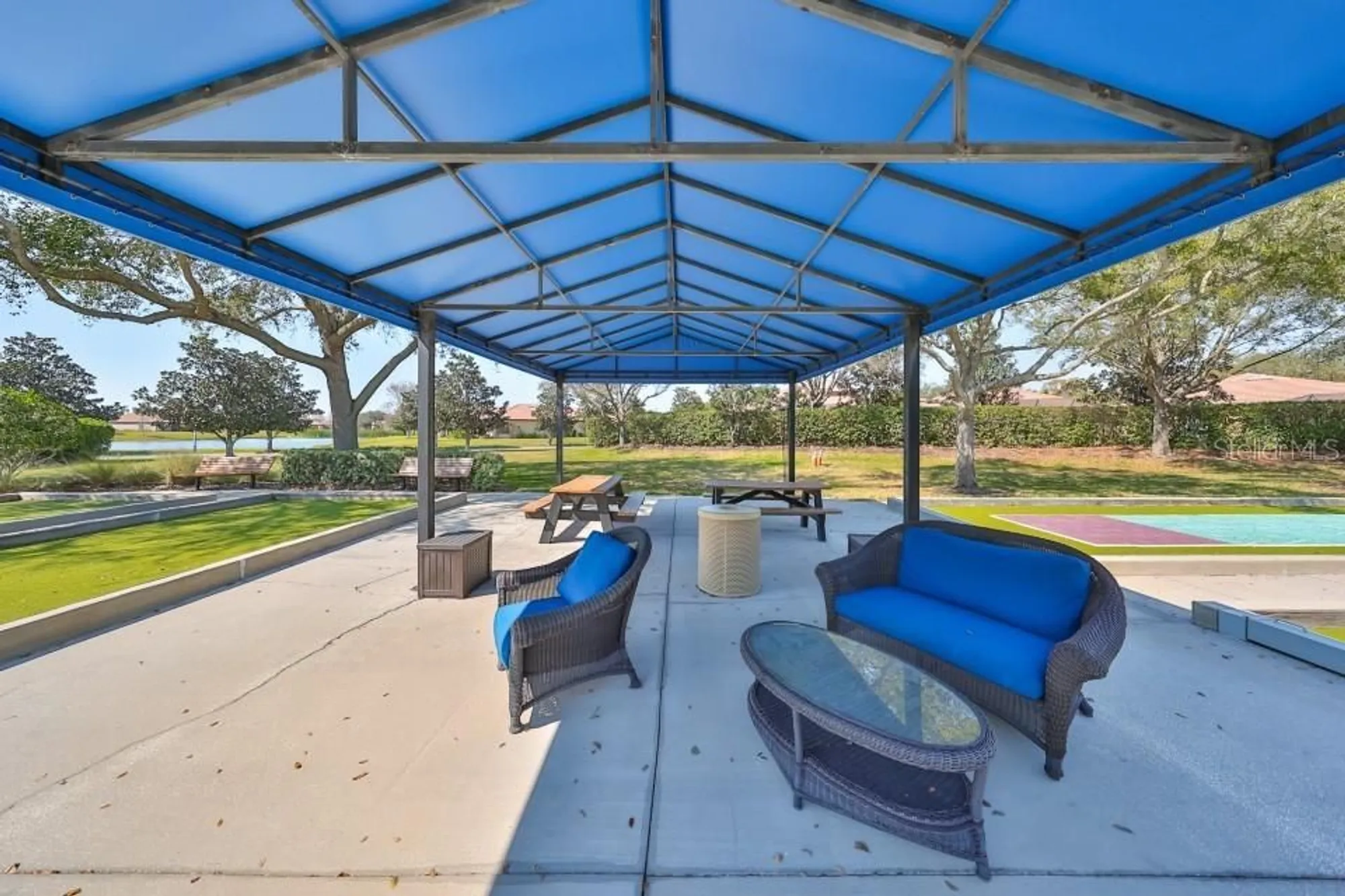 Property Slideshow image 23 of 32 | 239 mystic falls dr, Apollo Beach, FL, 33572