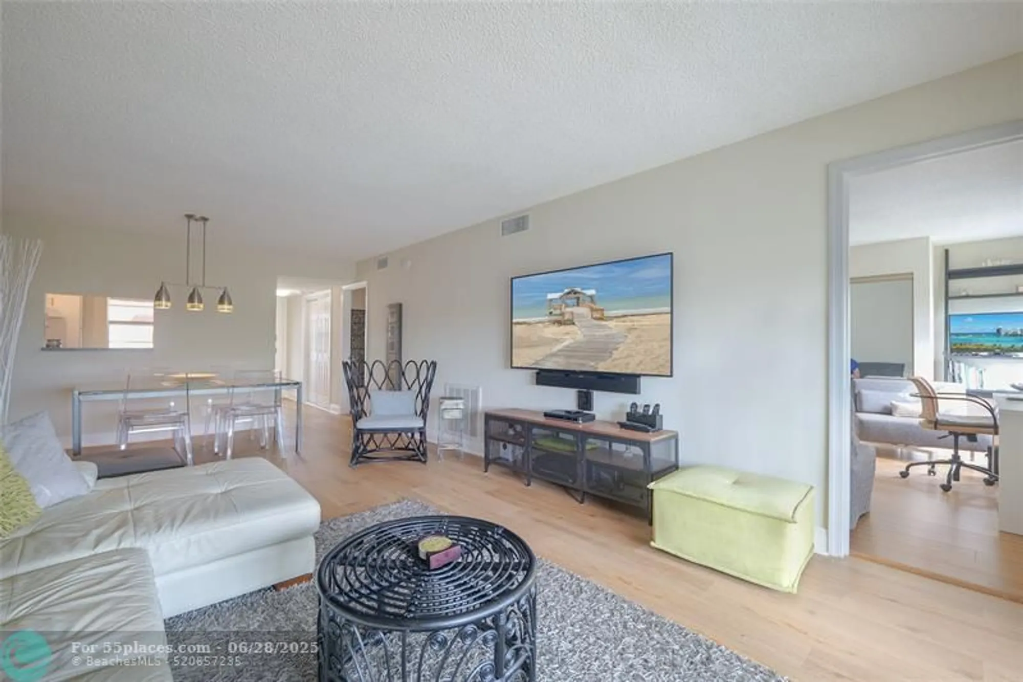 Property Slideshow image 4 of 57 | 3531 inverrary dr apt 407, Lauderhill, FL, 33319