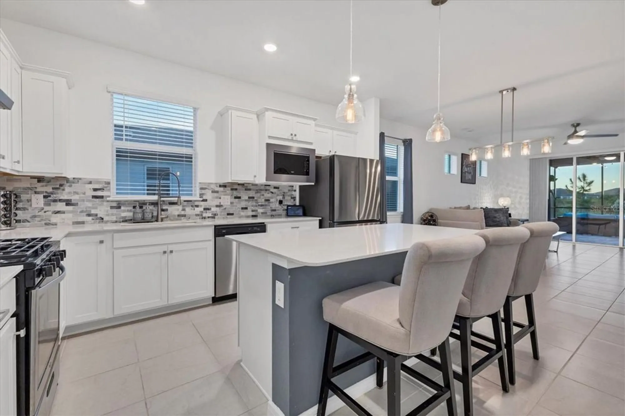 Property Slideshow image 6 of 70 | 10661 spring tide way, Parrish, FL, 34219