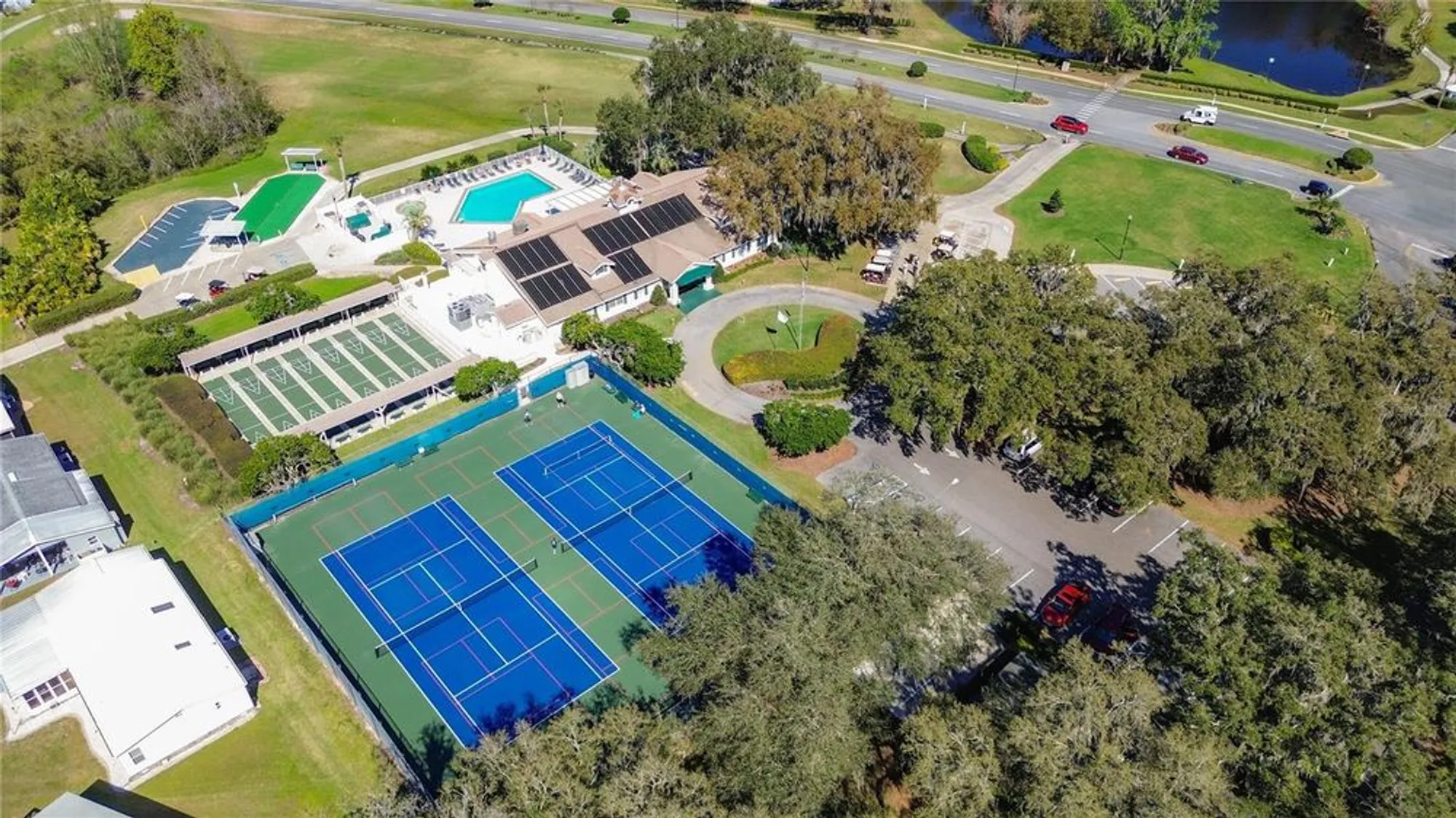 Property Slideshow image 58 of 68 | 32676 oak park dr, Leesburg, FL, 34748