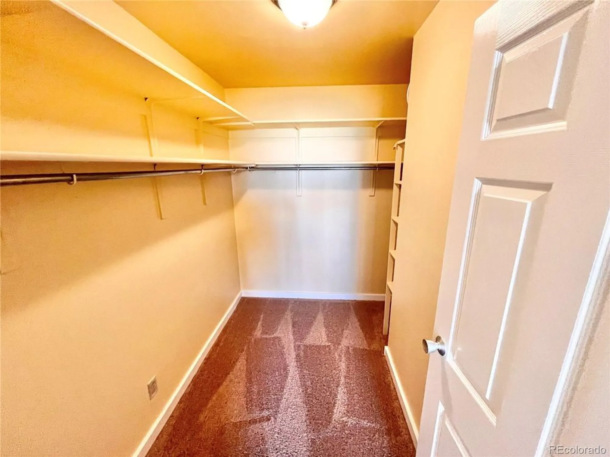 Property Slideshow image 11 of 18 | 9335 e center ave apt 8b, Denver, CO, 80247
