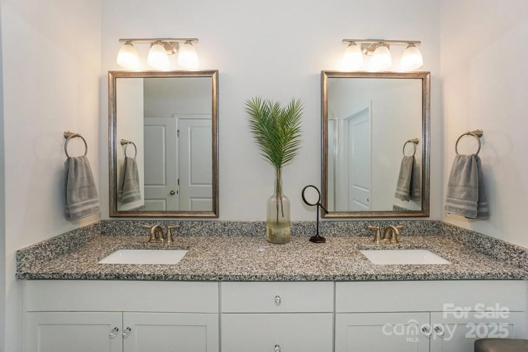 Property Slideshow image 25 of 47 | 194 hanks bluff dr, Mooresville, NC, 28117