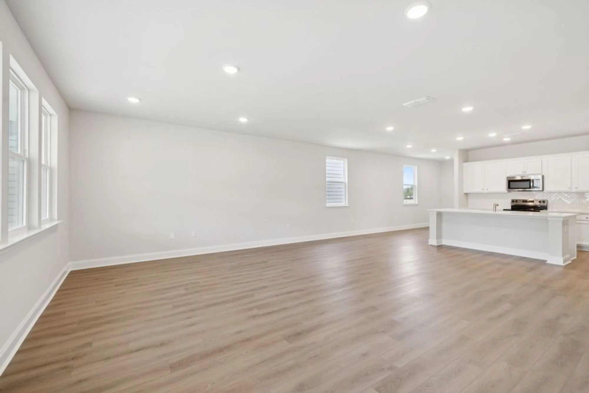 Property Slideshow image 30 of 88 | 308 stonehaus cir, Antioch, TN, 37013