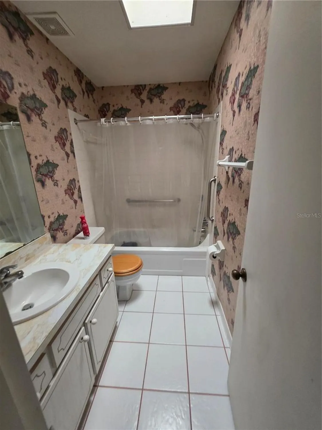 Property Slideshow image 21 of 29 | 1818 san salvador ct, Winter Haven, FL, 33881