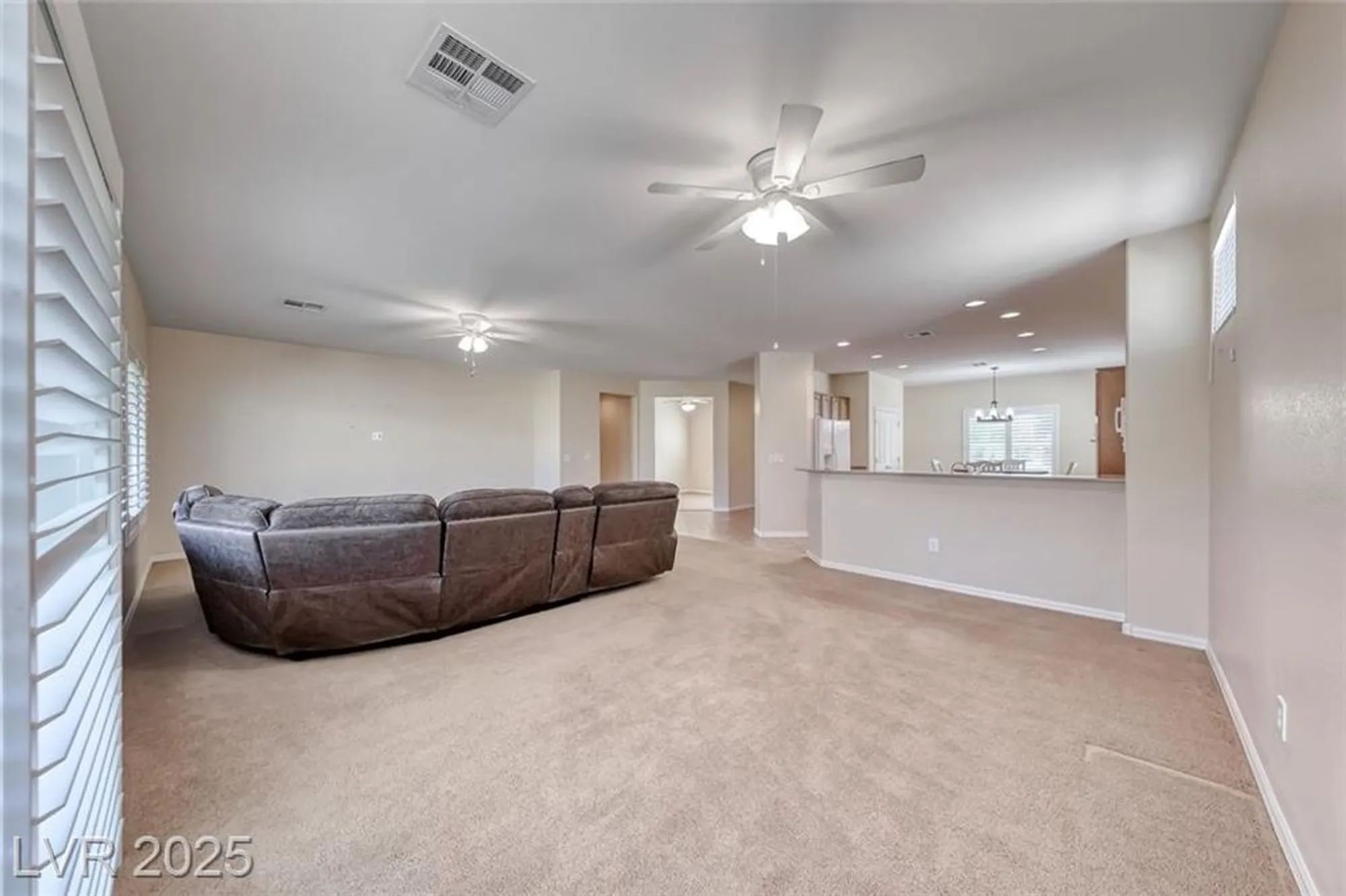 Property Slideshow image 10 of 56 | 2218 sandstone cliffs dr, Henderson, NV, 89044