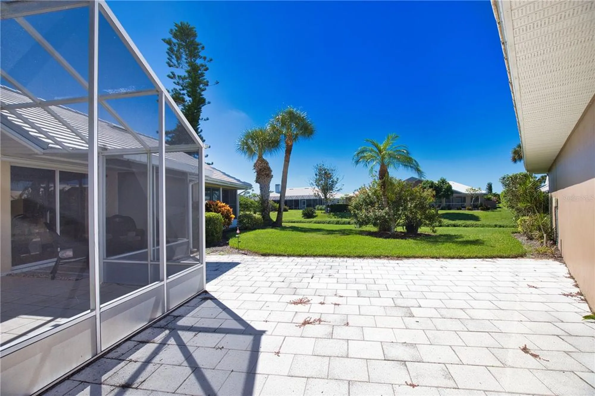 Property Slideshow image 36 of 46 | 698 harrington lake dr 9, Venice, FL, 34293