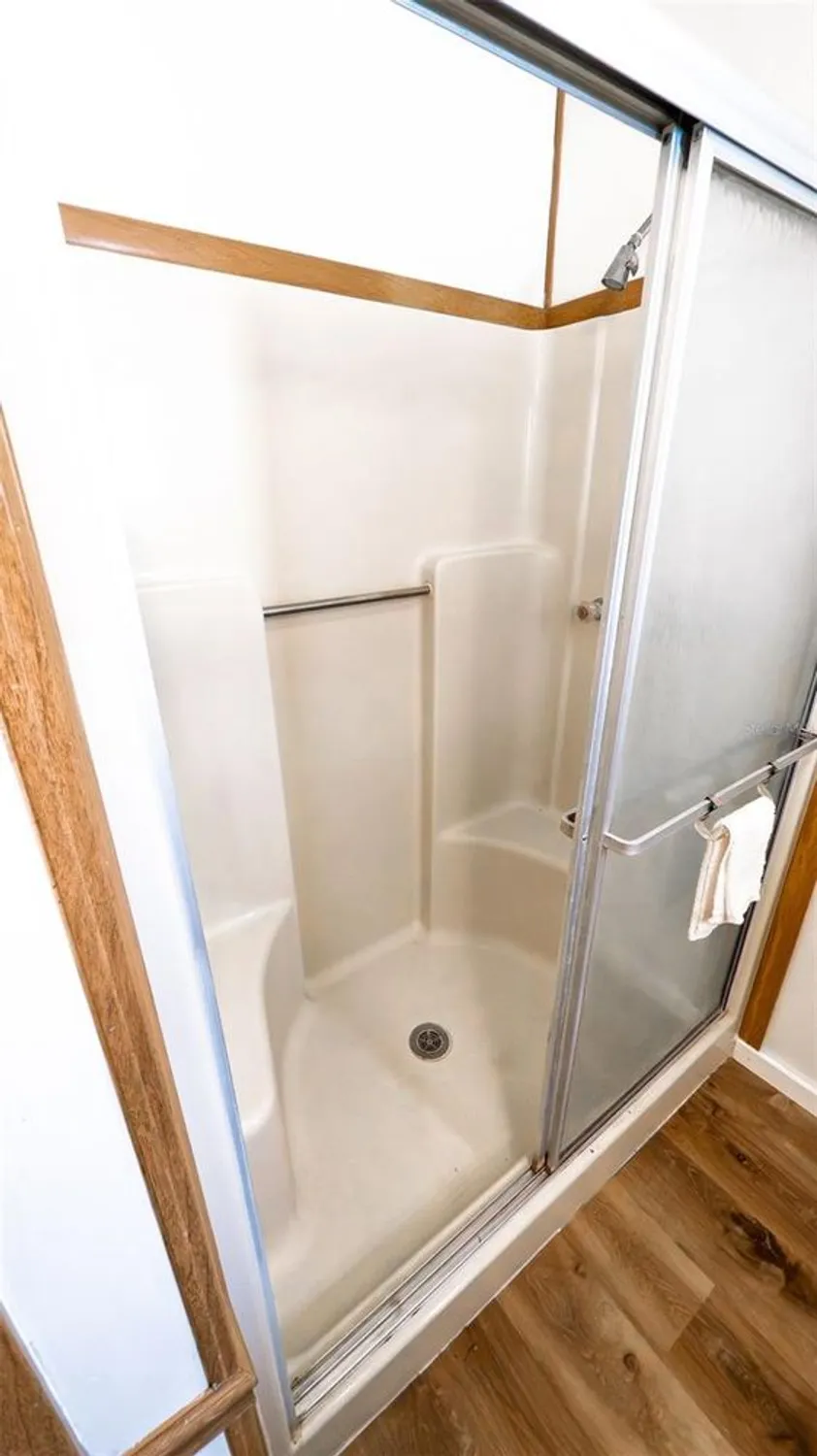 Property Slideshow image 15 of 25 | 1725 hilton head blvd, Lady Lake, FL, 32159