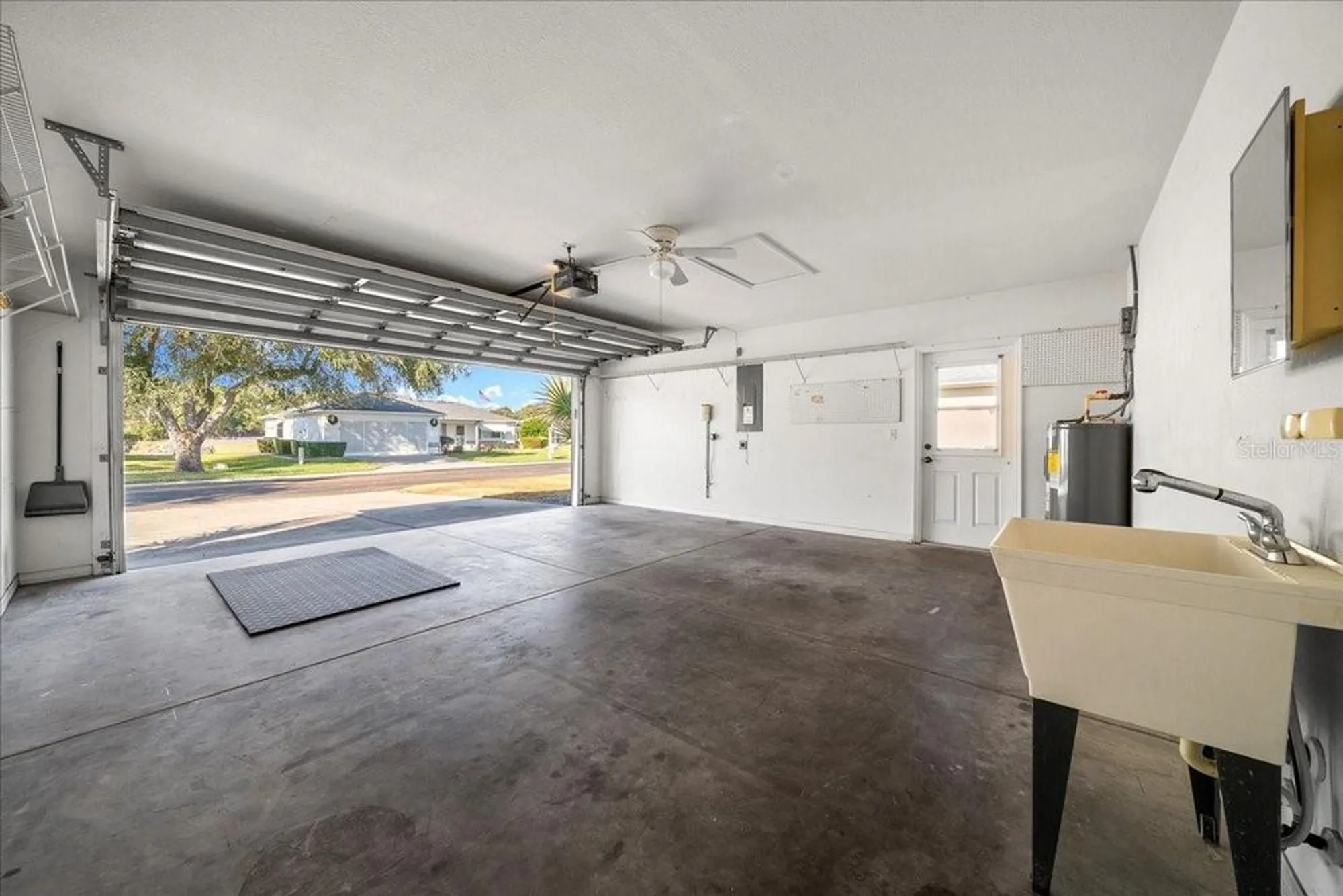 Property Slideshow image 25 of 32 | 14117 sw 115th cir, Dunnellon, FL, 34432