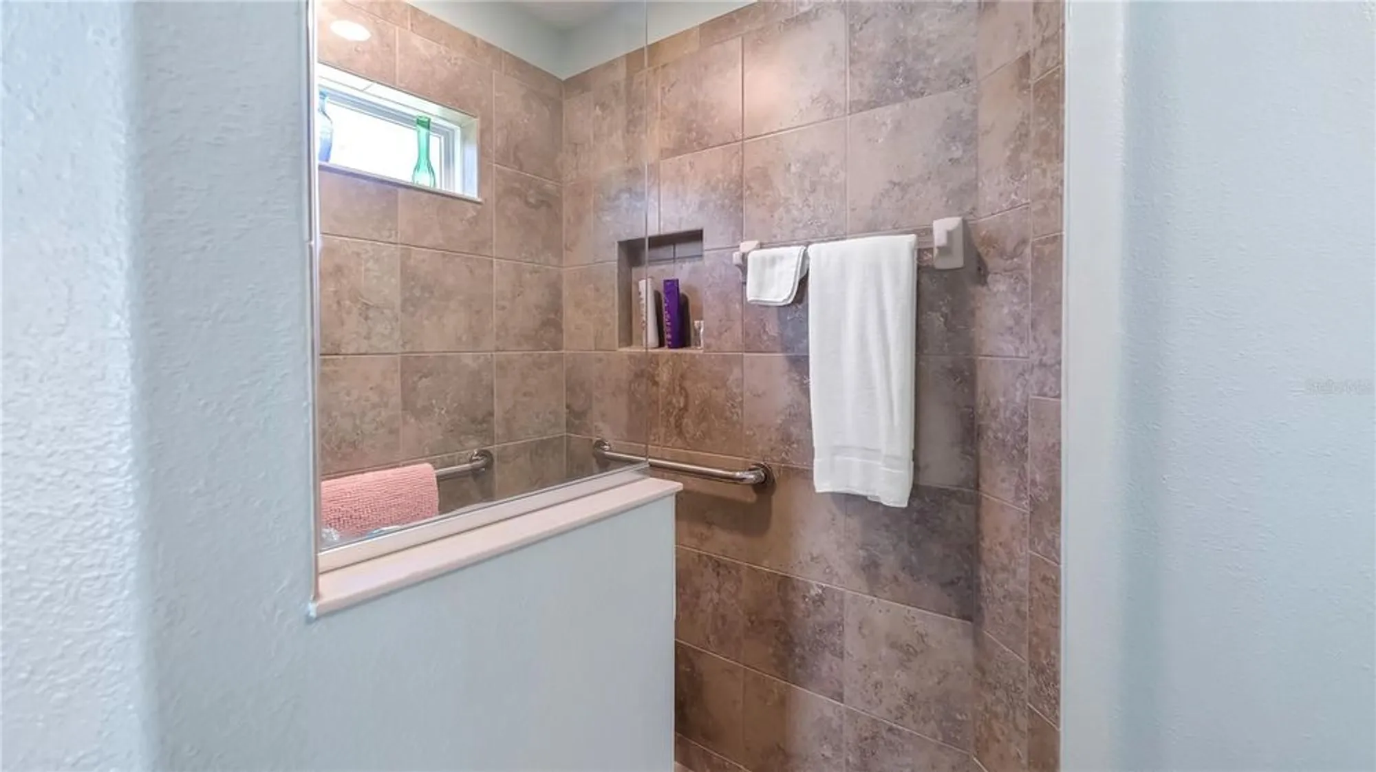 Property Slideshow image 24 of 62 | 4671 spring grove ln, Leesburg, FL, 34748