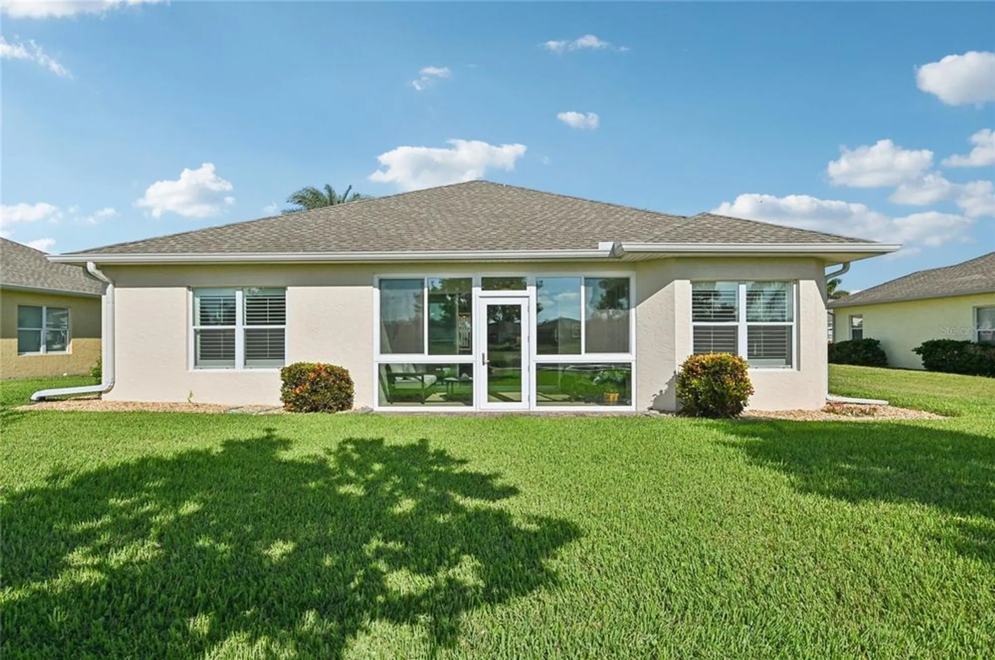 Property Slideshow image 31 of 52 | 624 barnacle ct, Englewood, FL, 34223
