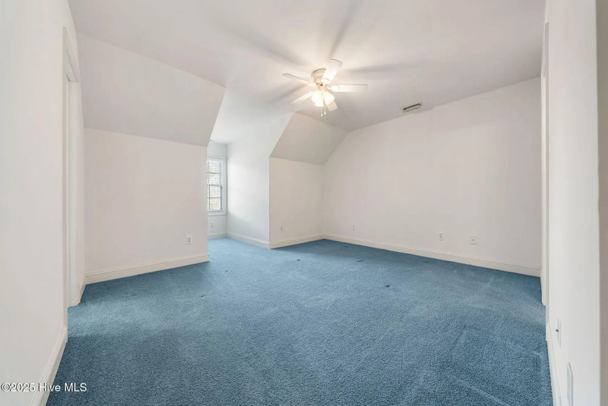 Property Slideshow image 44 of 86 | 4103 kittiwake ct, Southport, NC, 28461