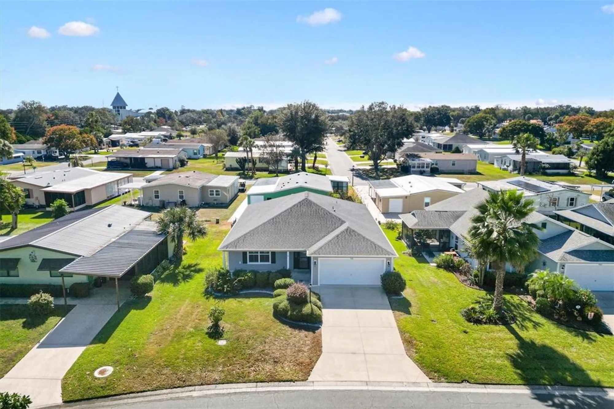 Property Slideshow image 30 of 37 | 706 jason dr, Lady Lake, FL, 32159