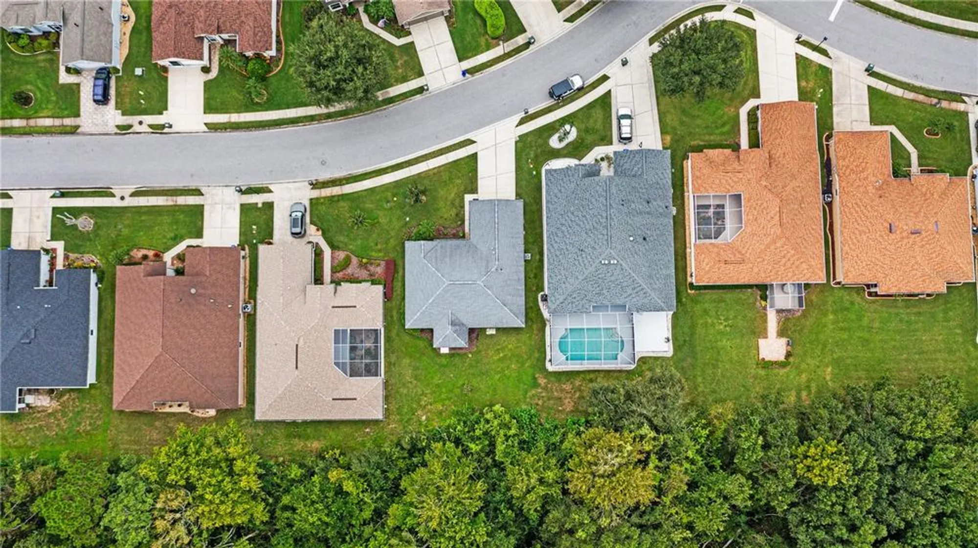 Property Slideshow image 30 of 40 | 3102 bellflower way, Lakeland, FL, 33811