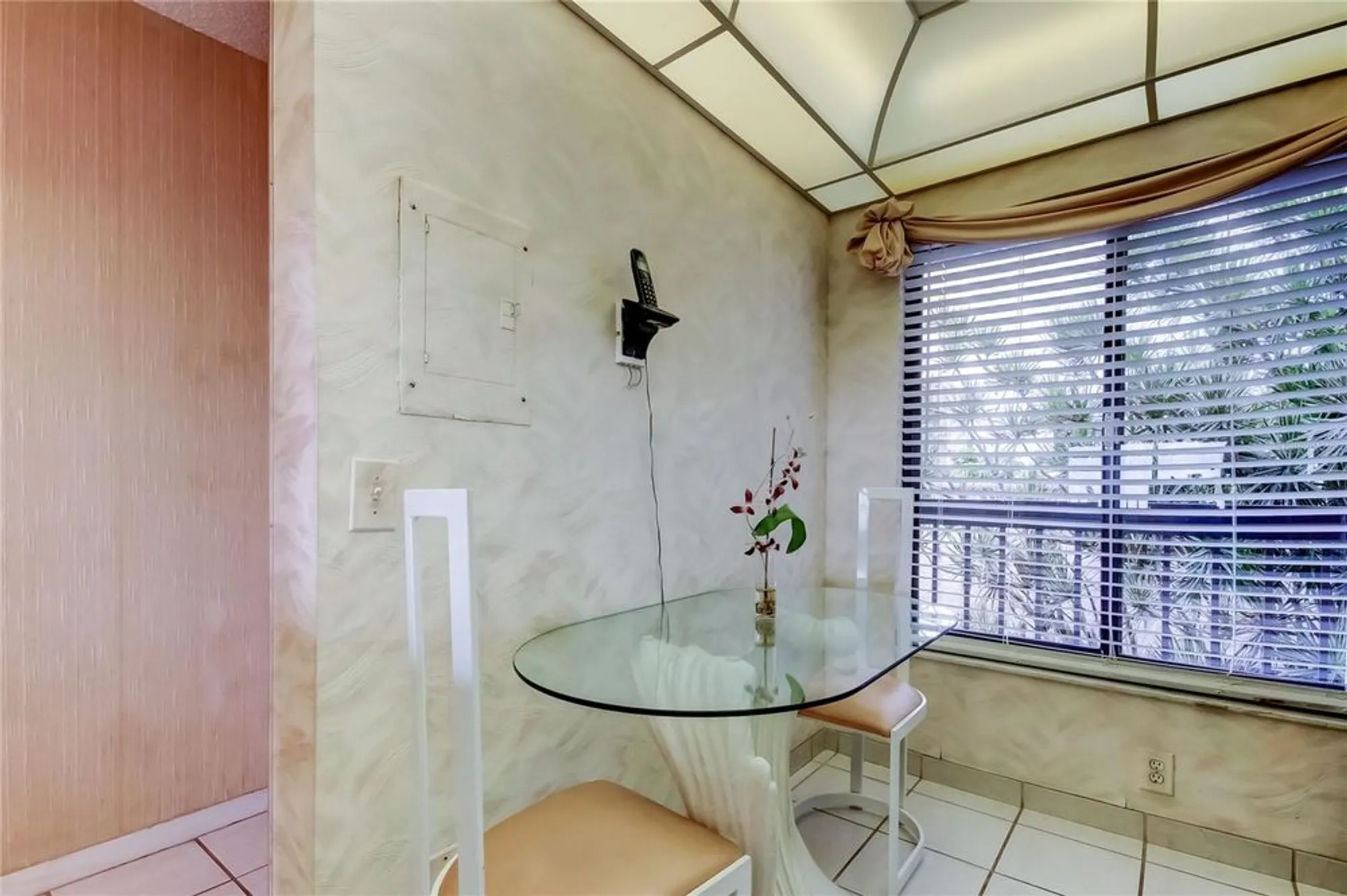 Property Slideshow image 10 of 28 | 6268 palma del mar blvd s apt 213, St Petersburg, FL, 33715