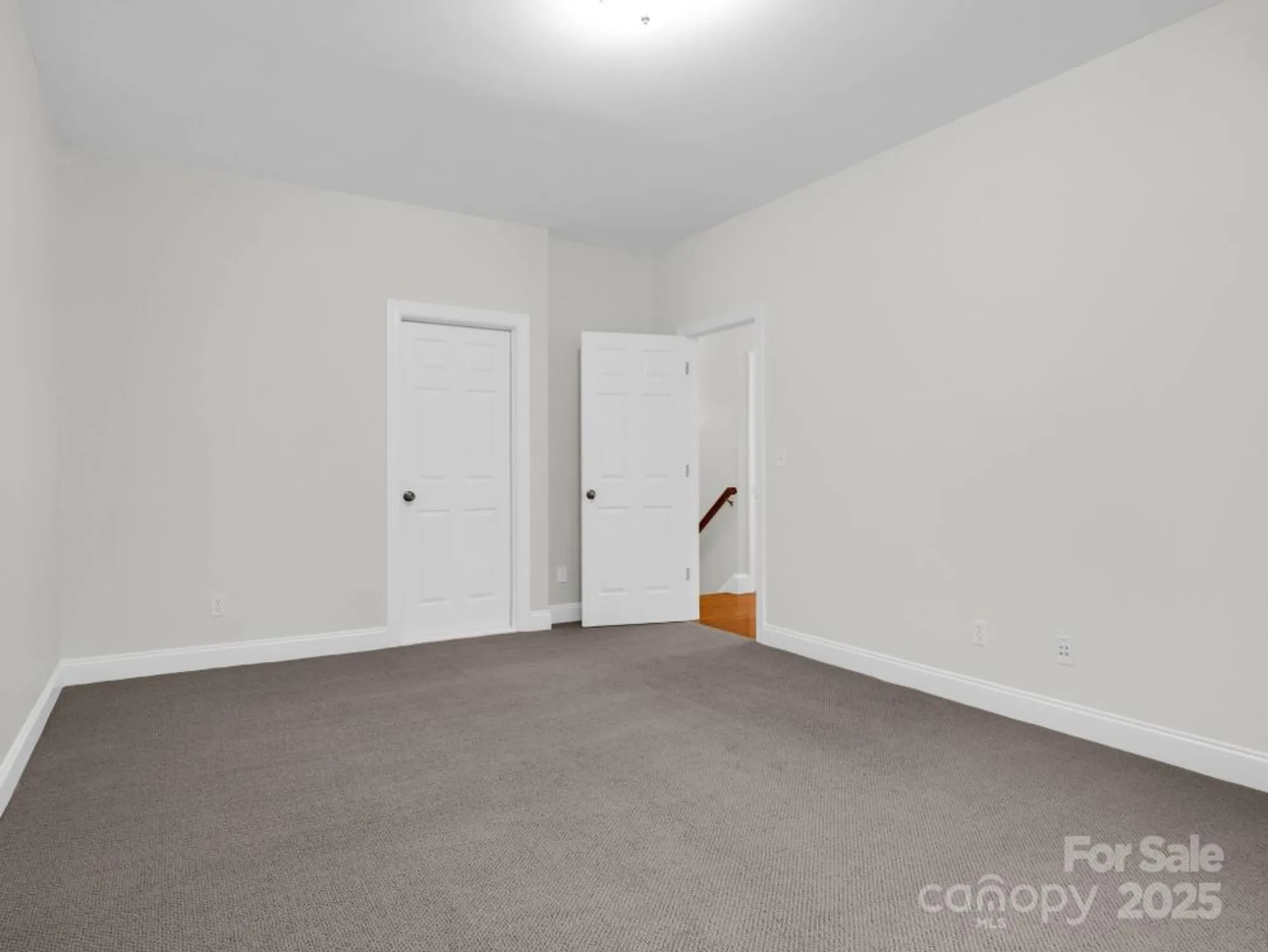 Property Slideshow image 27 of 39 | 16 larue ct, Biltmore Lake, NC, 28715