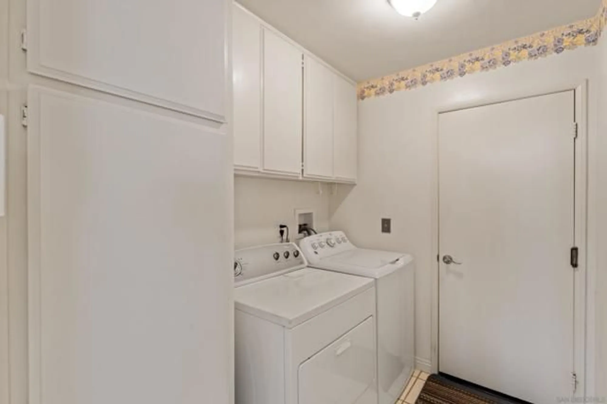 Property Slideshow image 27 of 37 | 18018 calle estepona, San Diego, CA, 92128