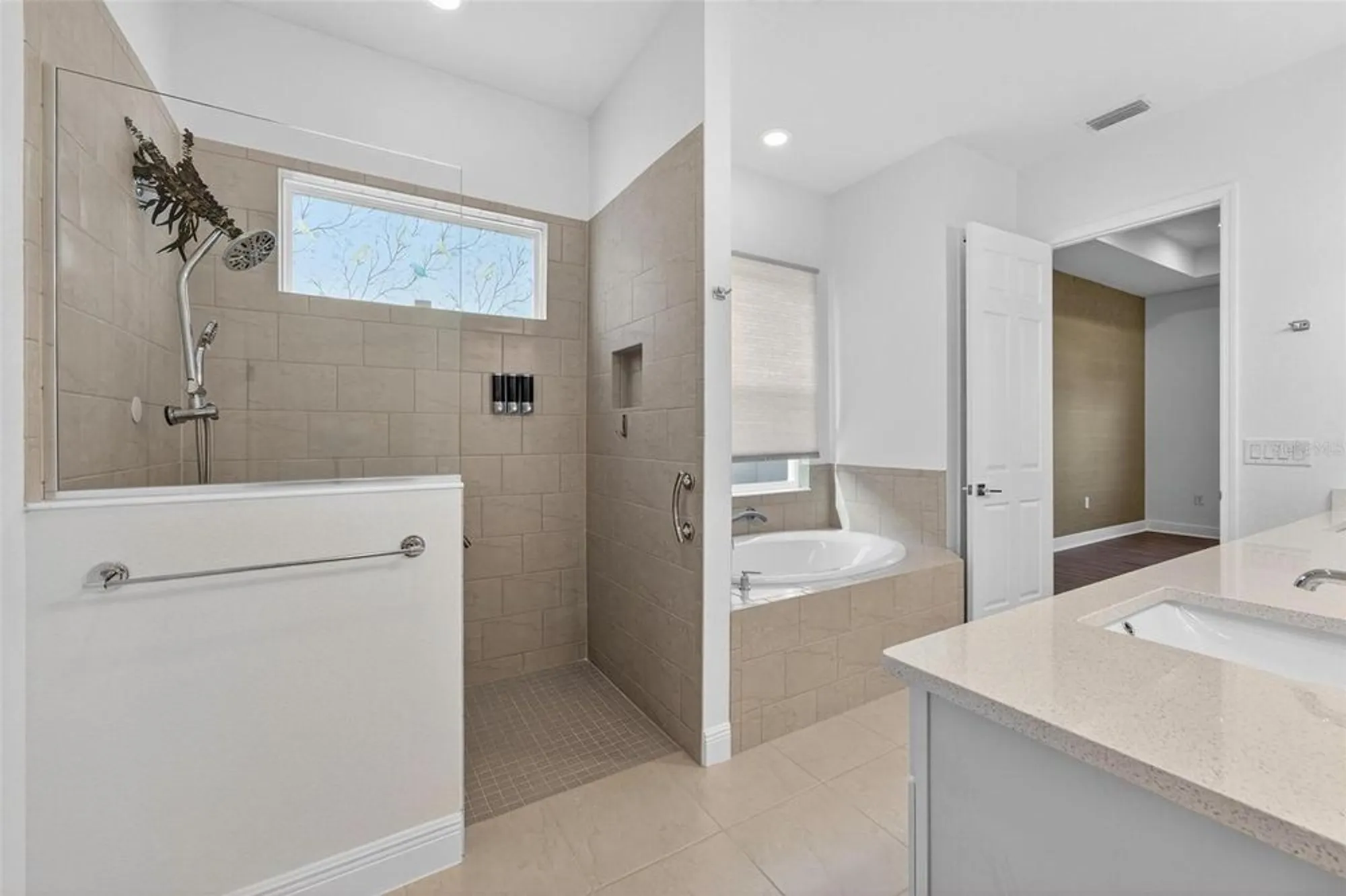 Property Slideshow image 51 of 95 | 8677 bridgeport bay cir, Mount Dora, FL, 32757