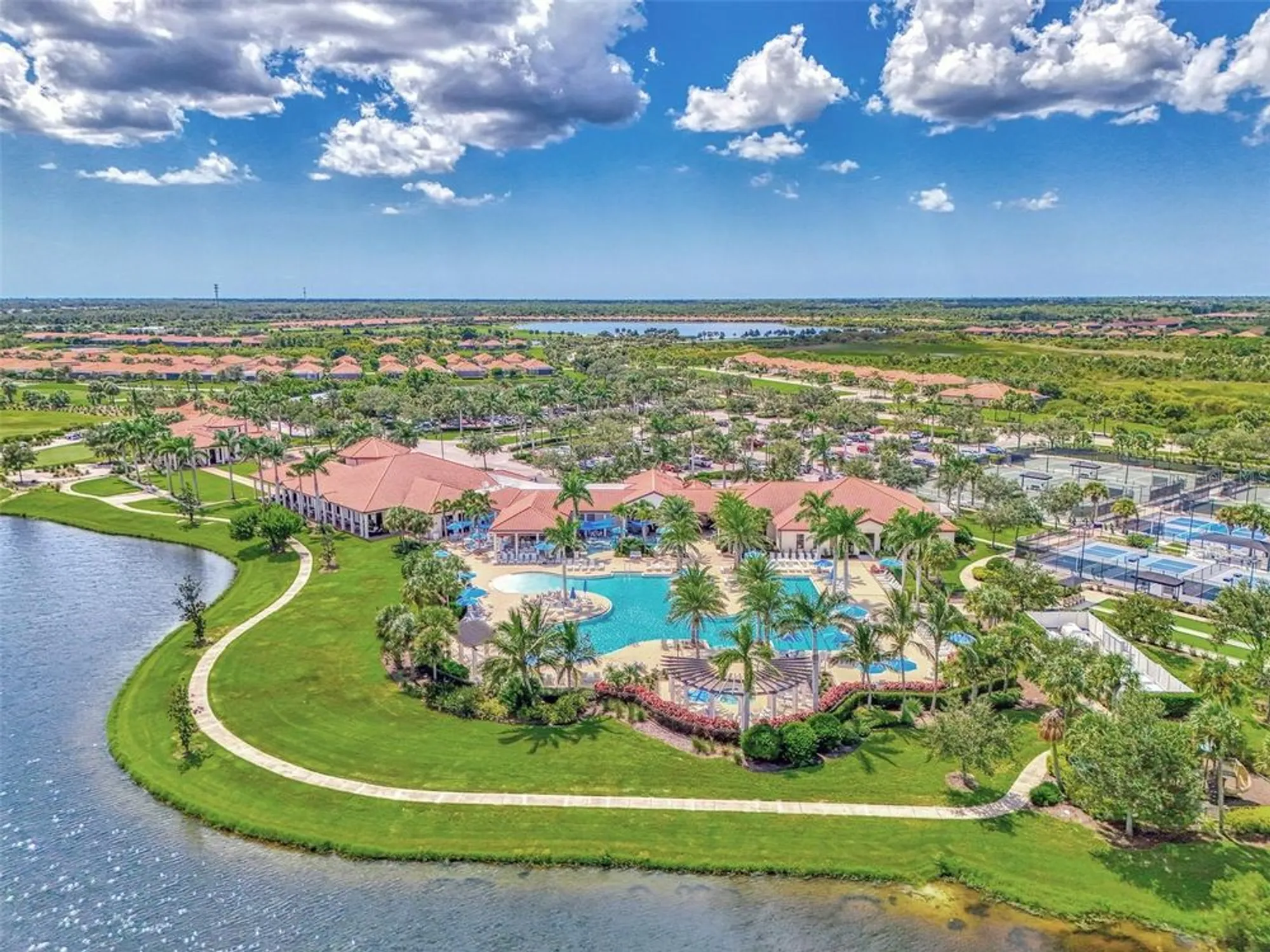 Property Slideshow image 77 of 100 | 24080 spartina dr, Venice, FL, 34293