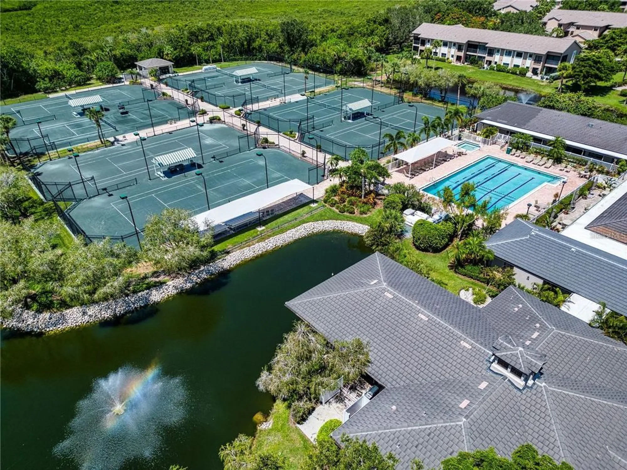 Property Slideshow image 36 of 39 | 5273 heron way # 202, Sarasota, FL, 34231