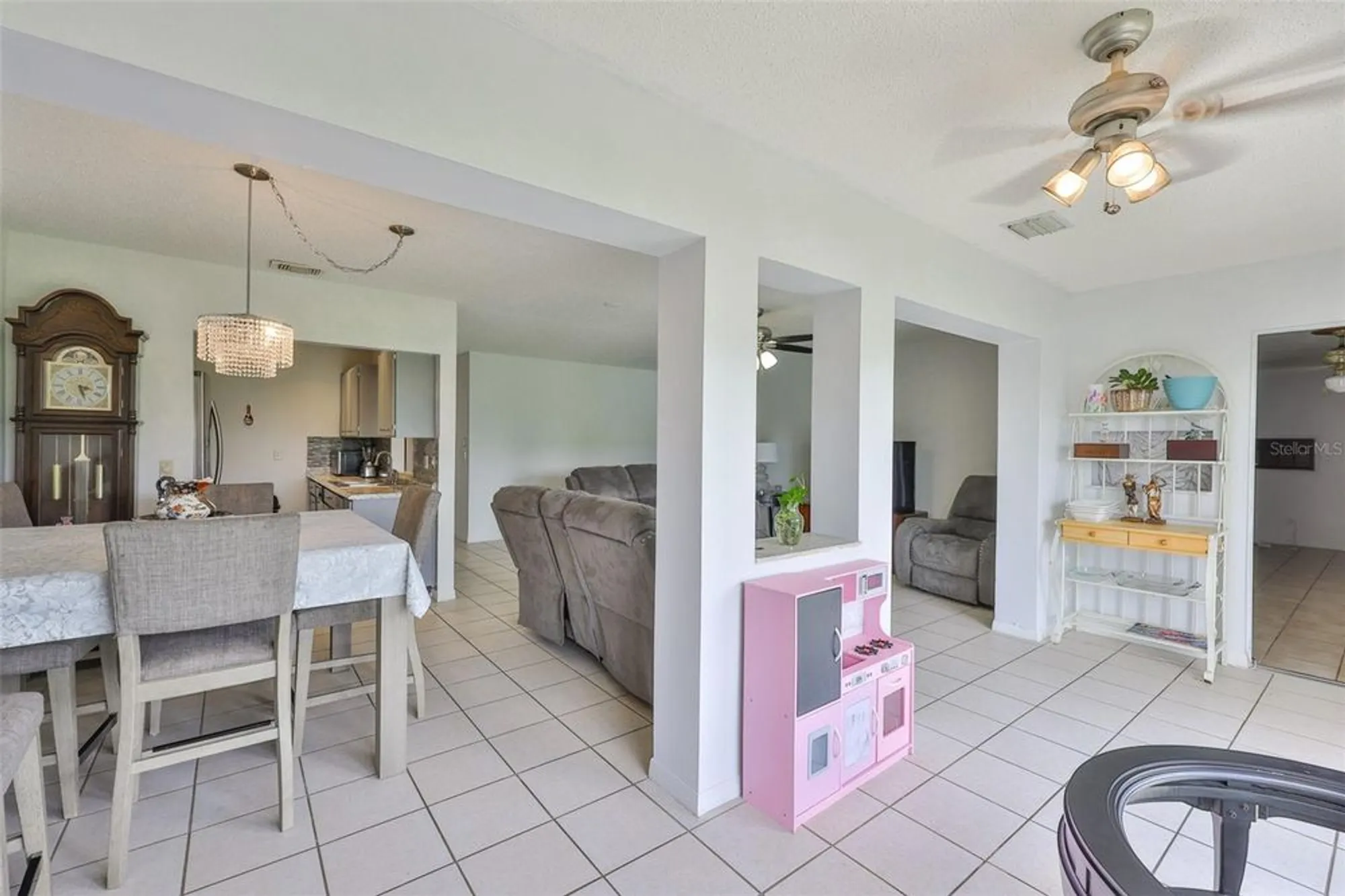 Property Slideshow image 22 of 64 | 2347 gainesborough loop # 2347, Sun City Center, FL, 33573