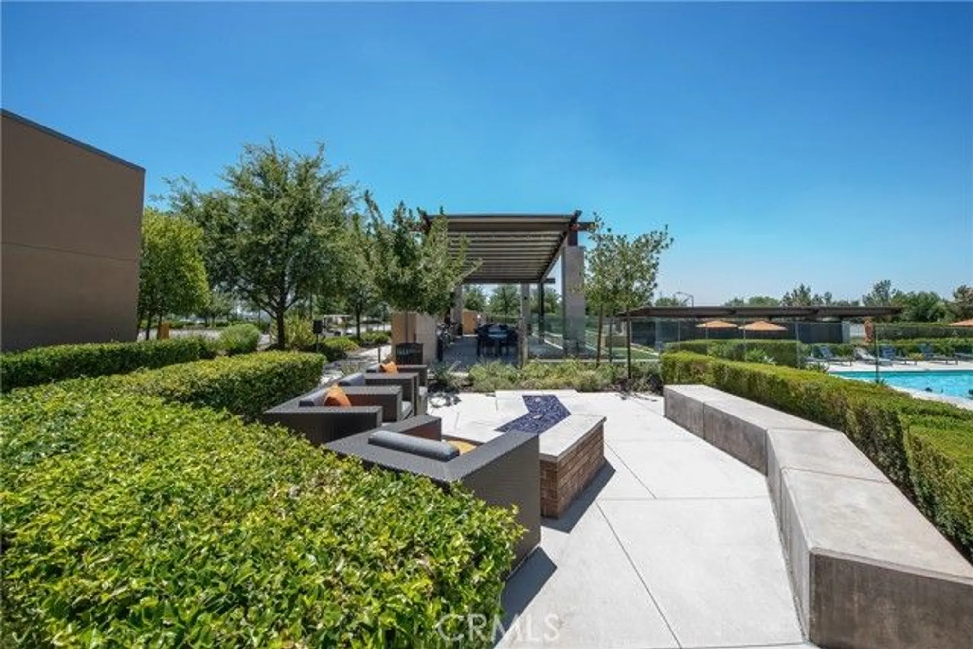 Property Slideshow image 33 of 34 | 1530 village green way, Beaumont, CA, 92223