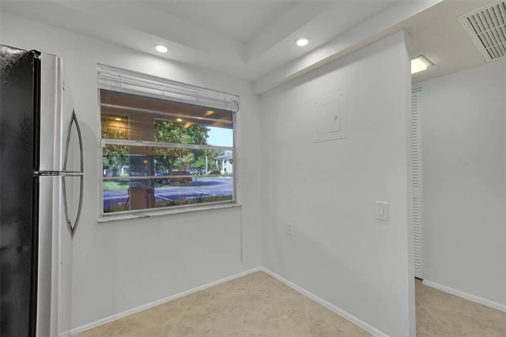 Property Slideshow image 13 of 37 | 2612 nassau bnd d1, Coconut Creek, FL, 33066