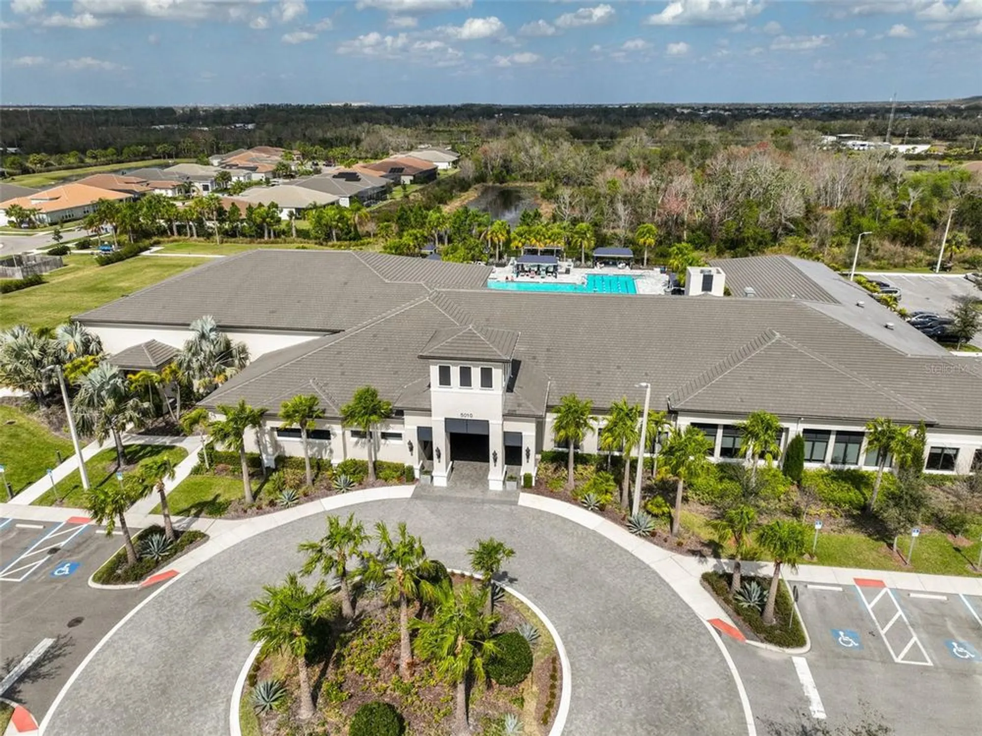 Property Slideshow image 34 of 58 | 4920 sevilla shores dr, Wimauma, FL, 33598