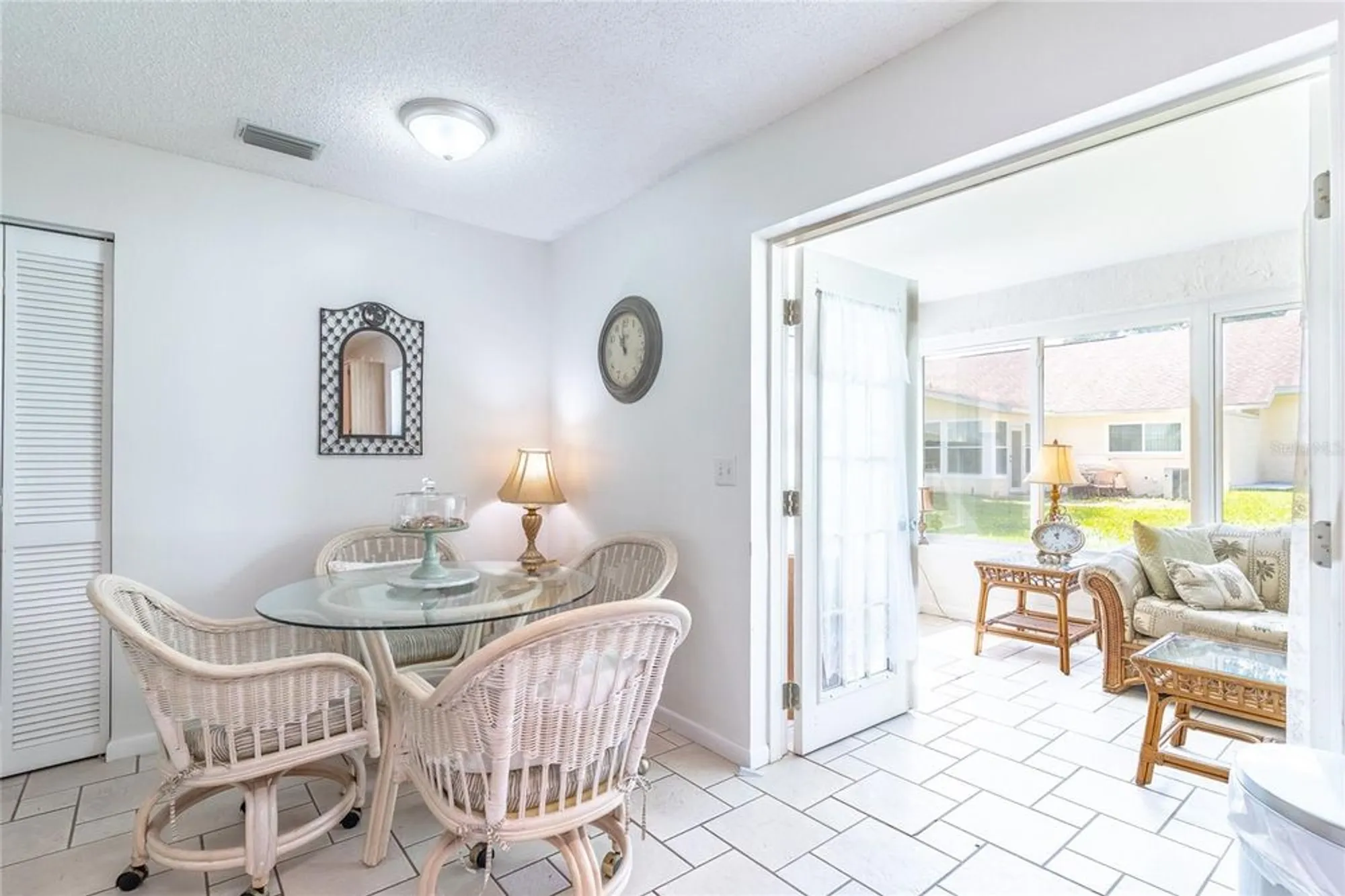 Property Slideshow image 14 of 46 | 8872 sw 92nd pl f, Ocala, FL, 34481