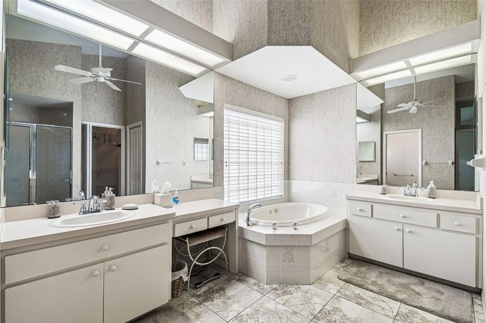 Property Slideshow image 40 of 86 | 8157 hidden hills dr, Spring Hill, FL, 34606