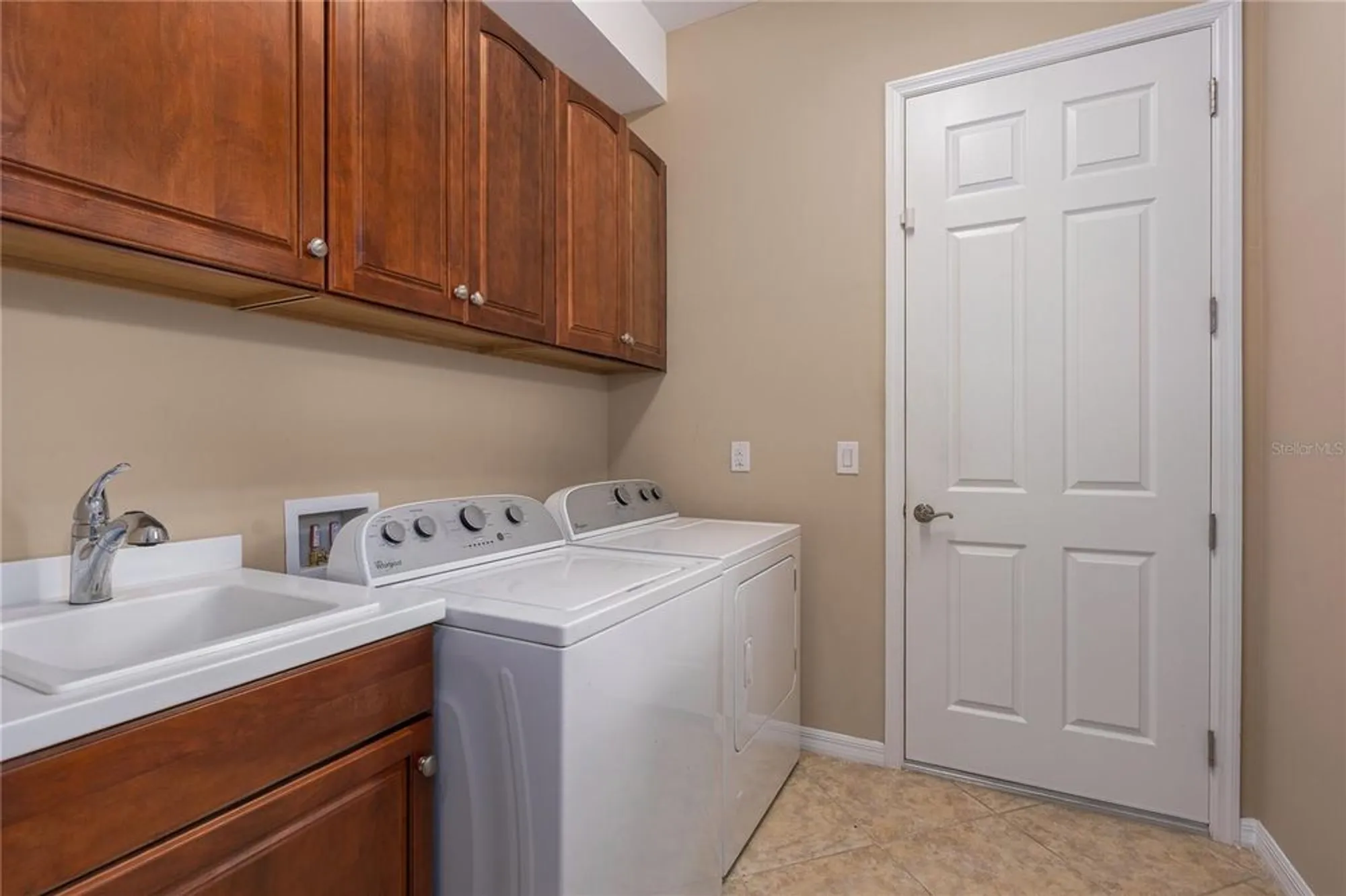 Property Slideshow image 31 of 56 | 5040 lake overlook ave, Bradenton, FL, 34208