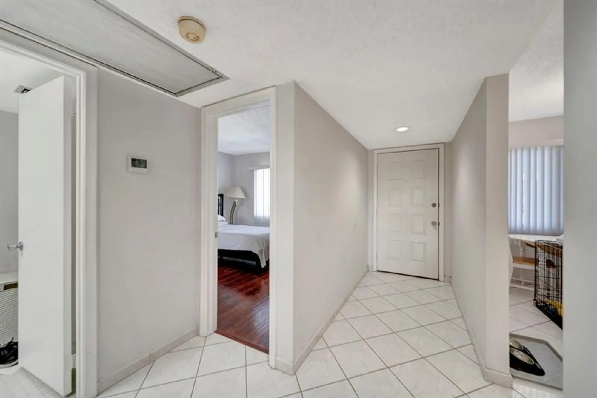 Property Slideshow image 3 of 54 | 900 sw 128th ave, Pembroke Pines, FL, 33027