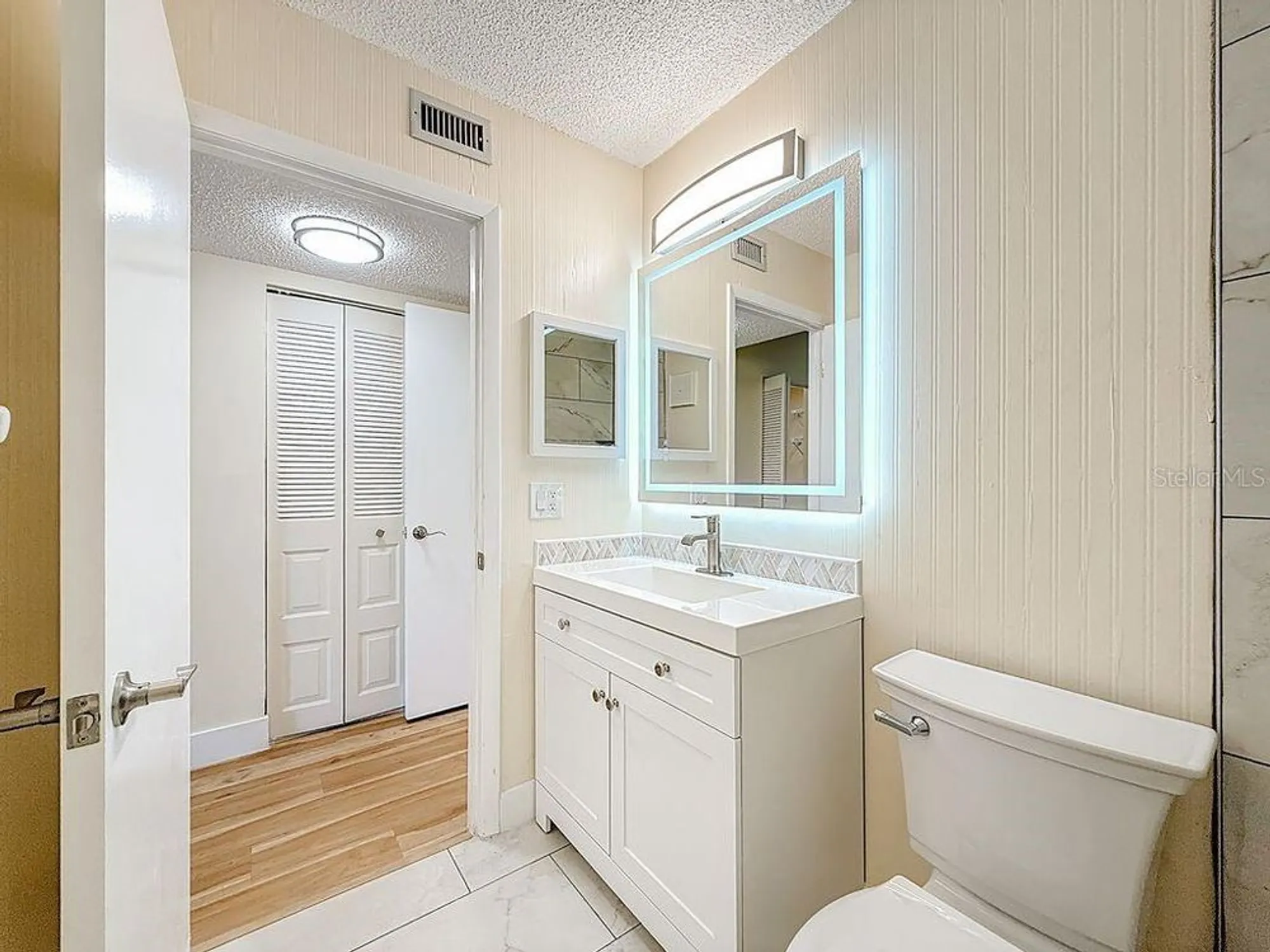 Property Slideshow image 35 of 50 | 8198 terrace garden dr n unit 407, St Petersburg, FL, 33709