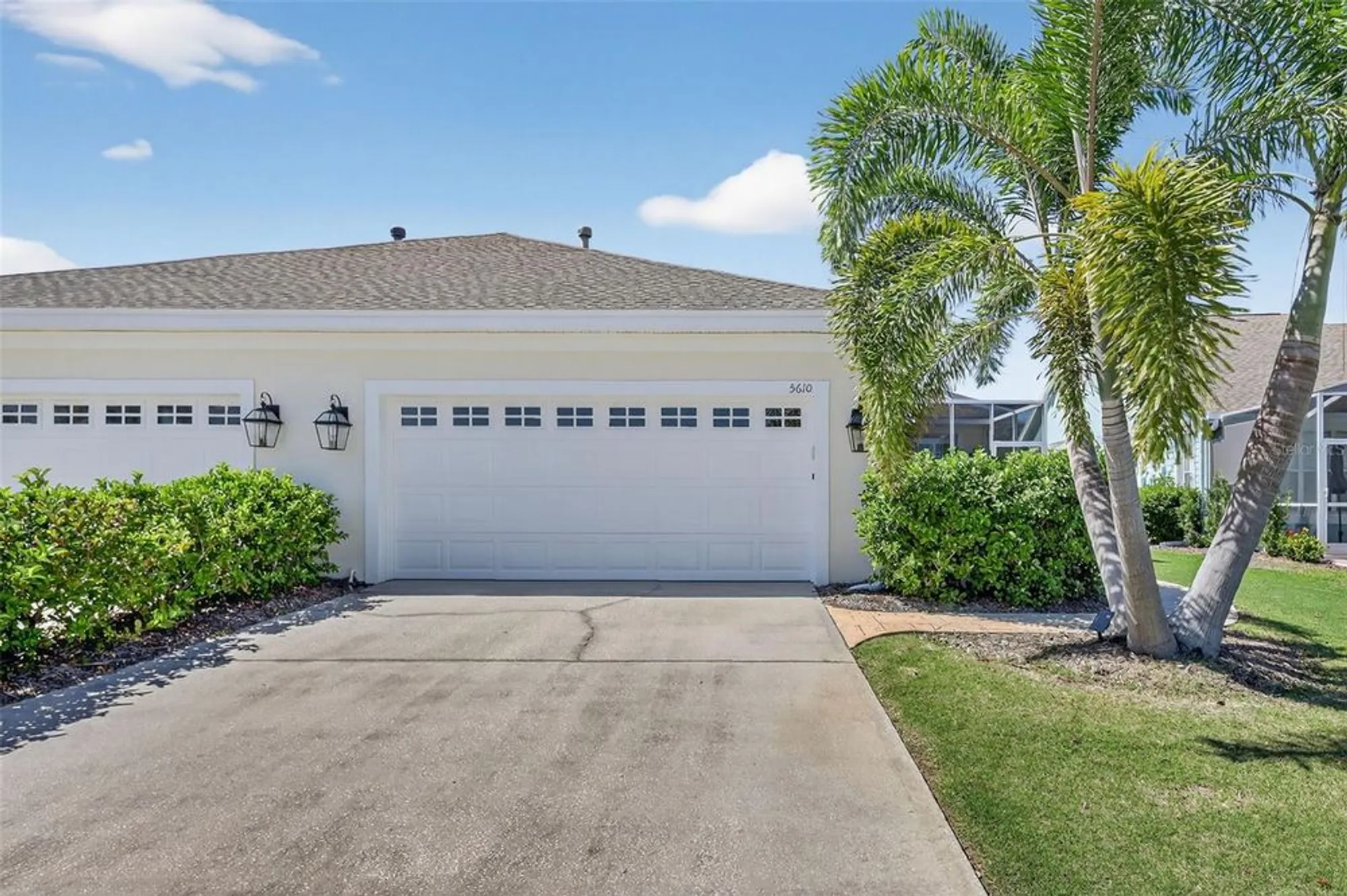 Property Slideshow image 3 of 77 | 5610 golden isles dr, Apollo Beach, FL, 33572