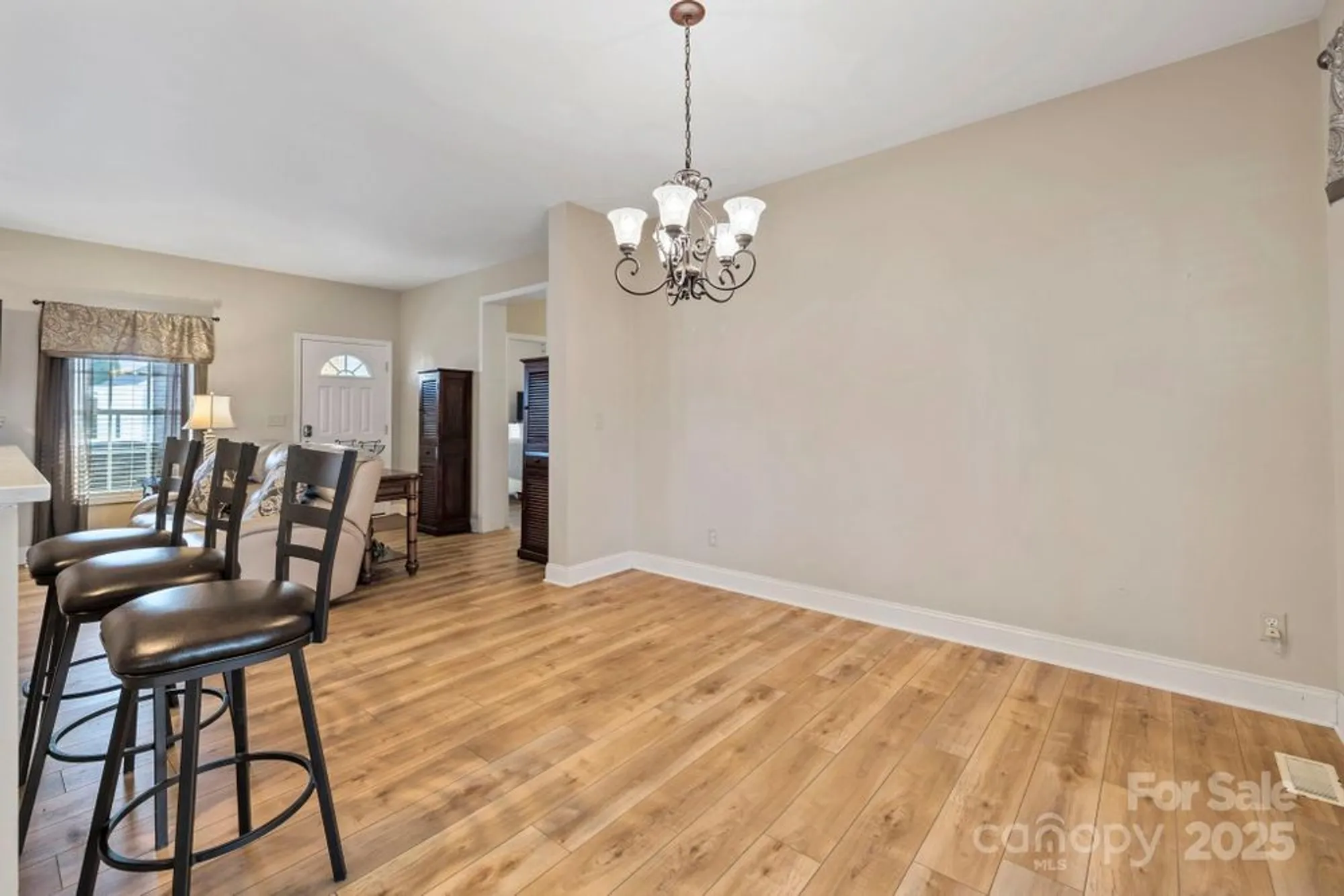 Property Slideshow image 25 of 48 | 494 riverwind dr, Hendersonville, NC, 28739