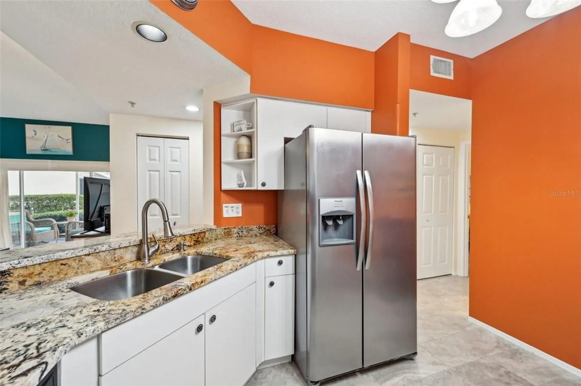 Property Slideshow image 12 of 26 | 6330 green oak cir, Bradenton, FL, 34203