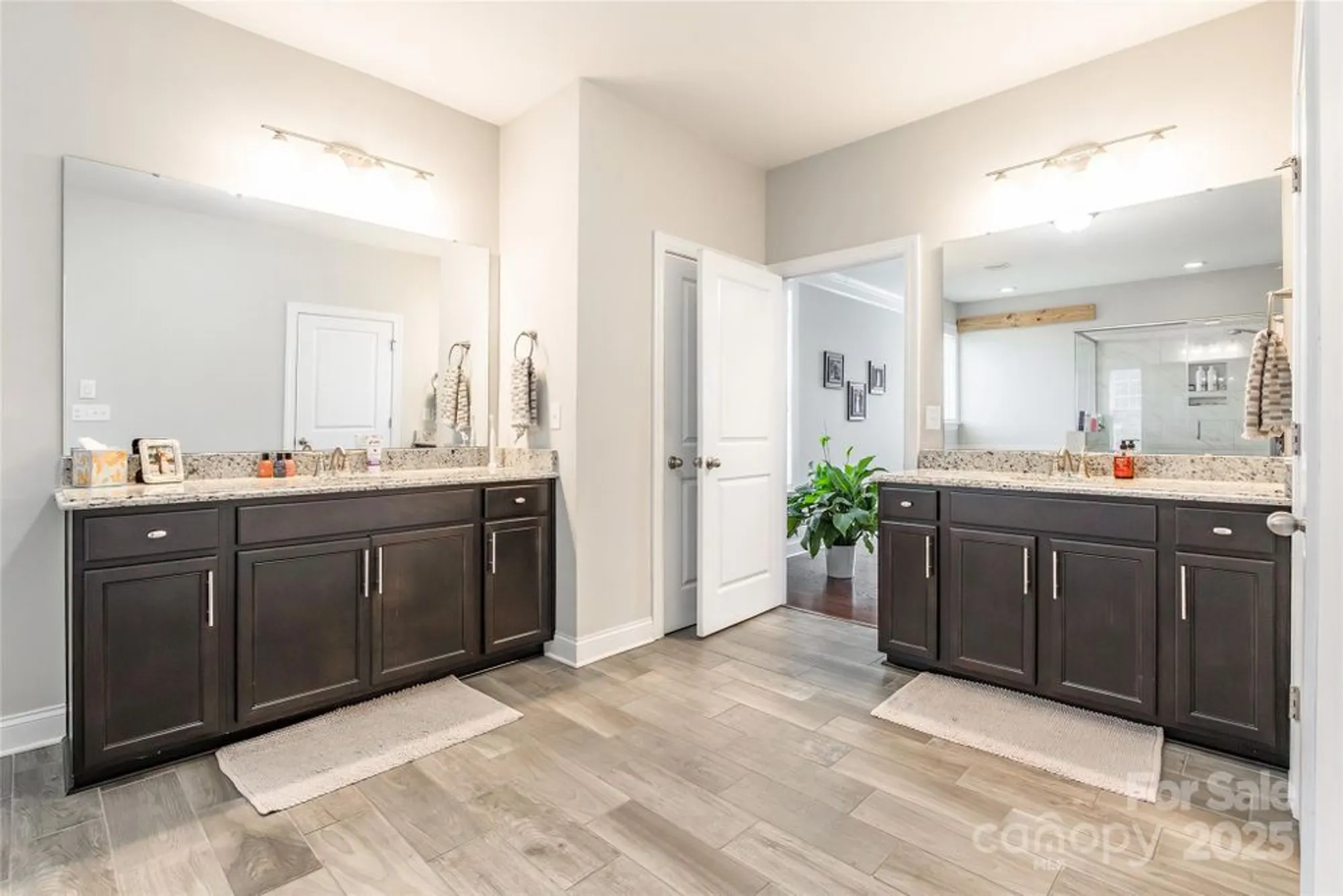 Property Slideshow image 18 of 46 | 208 canoe pole ln, Mooresville, NC, 28117