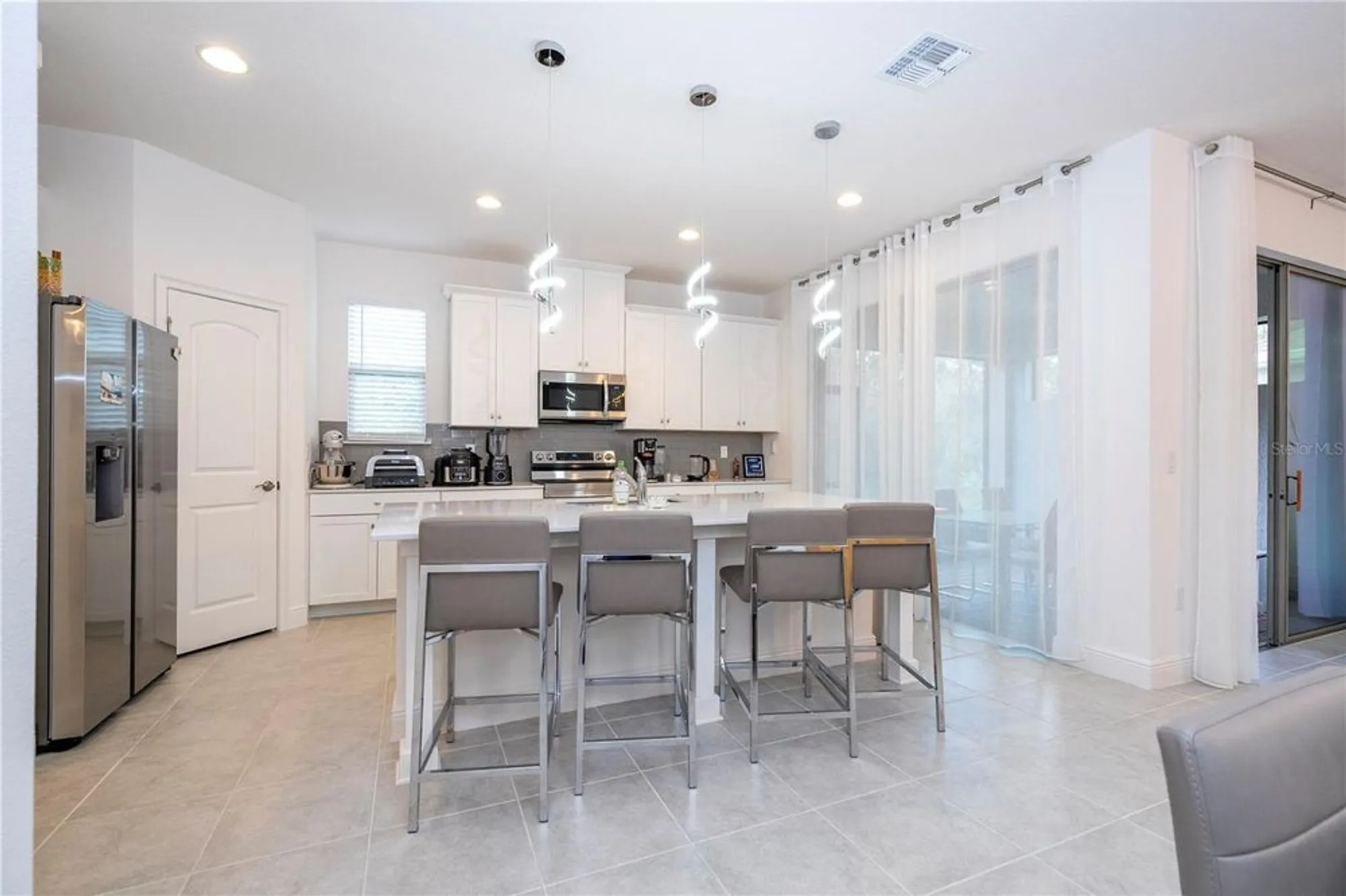 Property Slideshow image 14 of 68 | 3116 oxbow ct, Harmony, FL, 34773