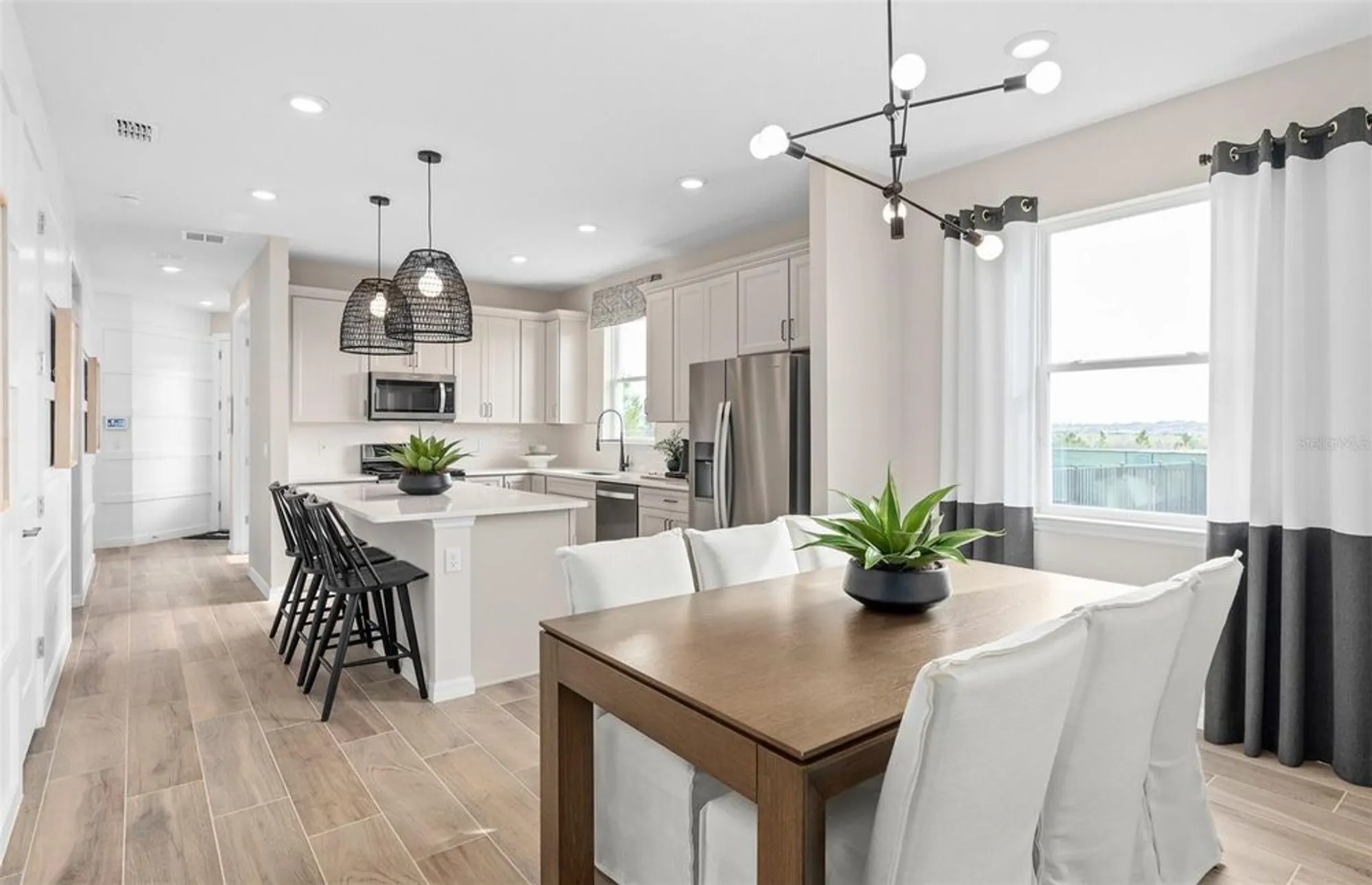 Property Slideshow image 8 of 22 | 6456 shimmering shores ln, Saint Cloud, FL, 34771