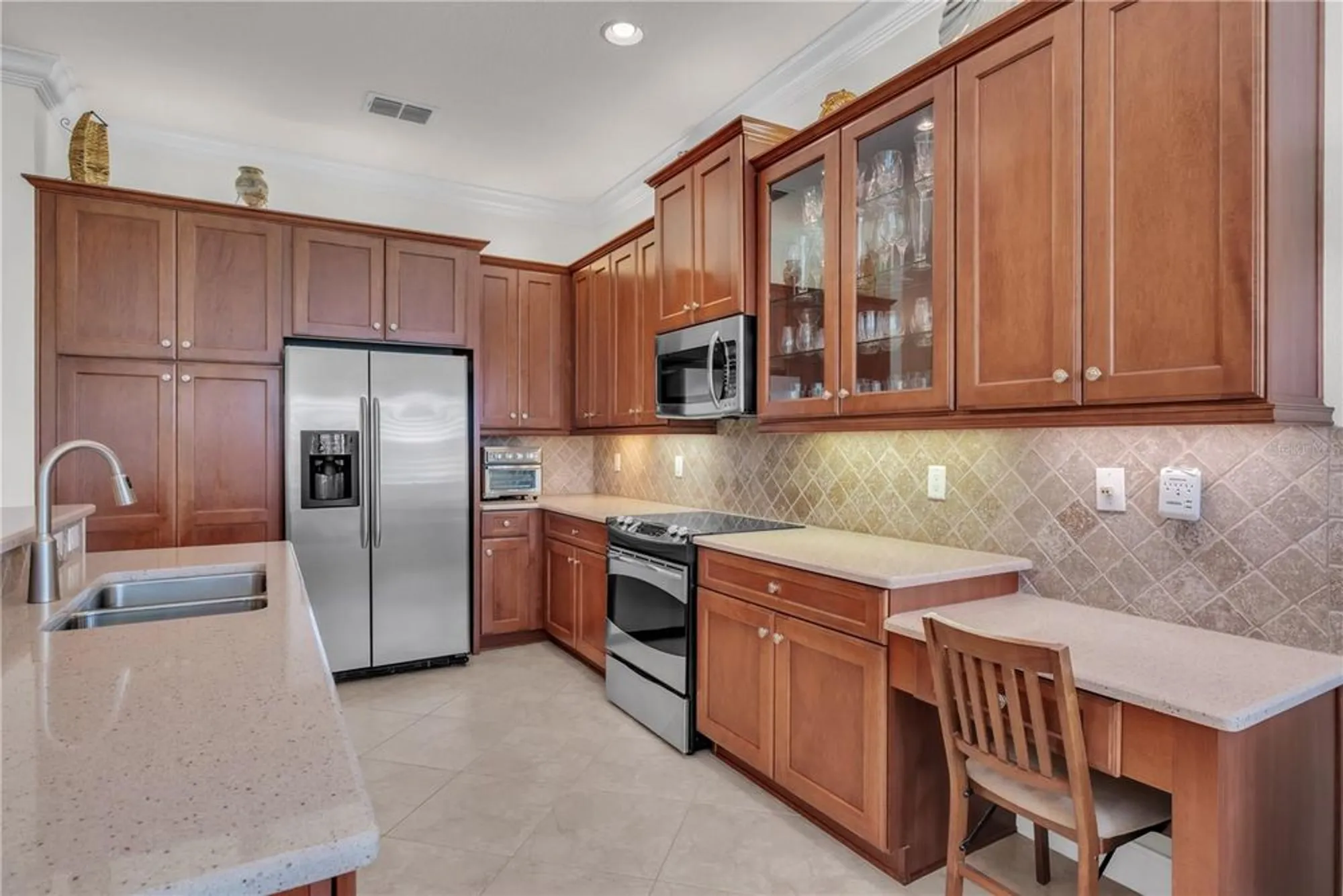 Property Slideshow image 15 of 49 | 15931 golden lakes dr, Wimauma, FL, 33598