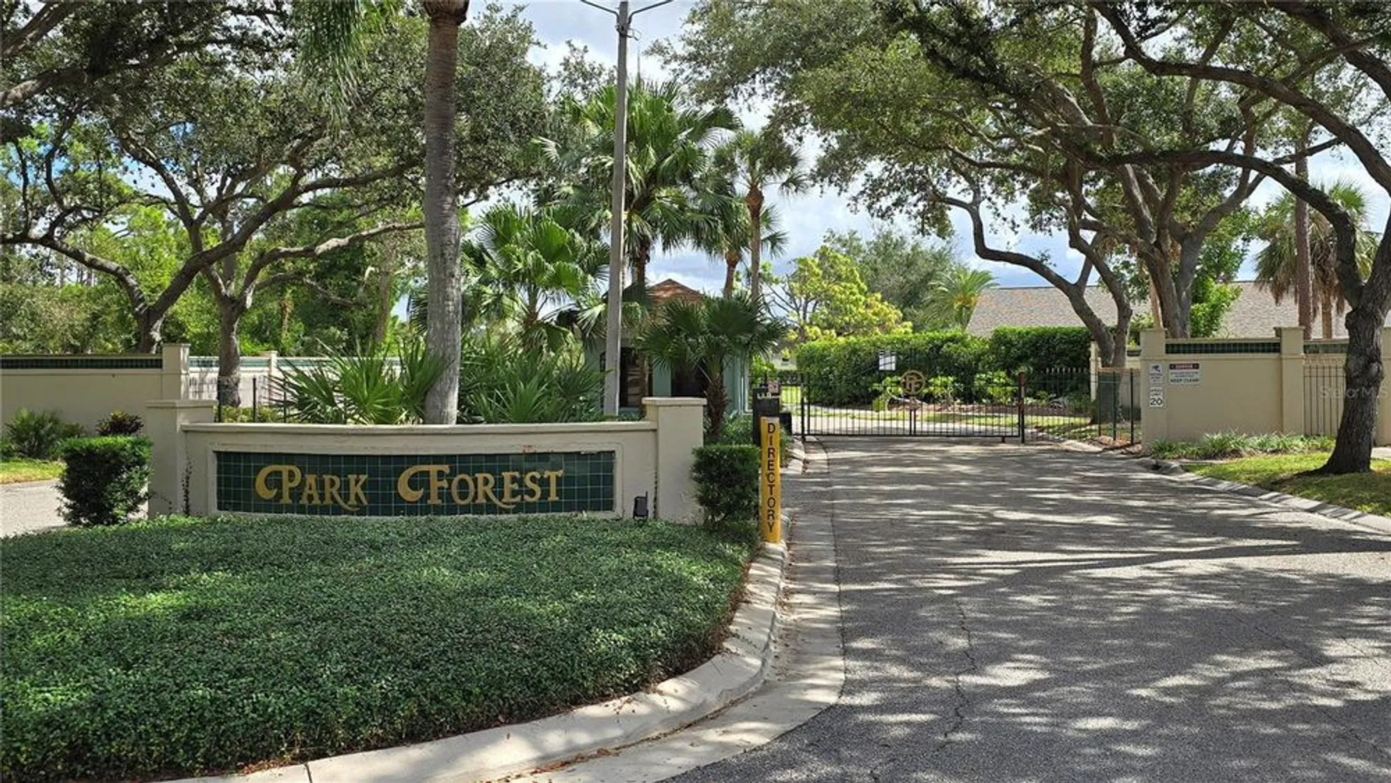 Property Slideshow image 38 of 58 | 425 cypress forest dr, Englewood, FL, 34223