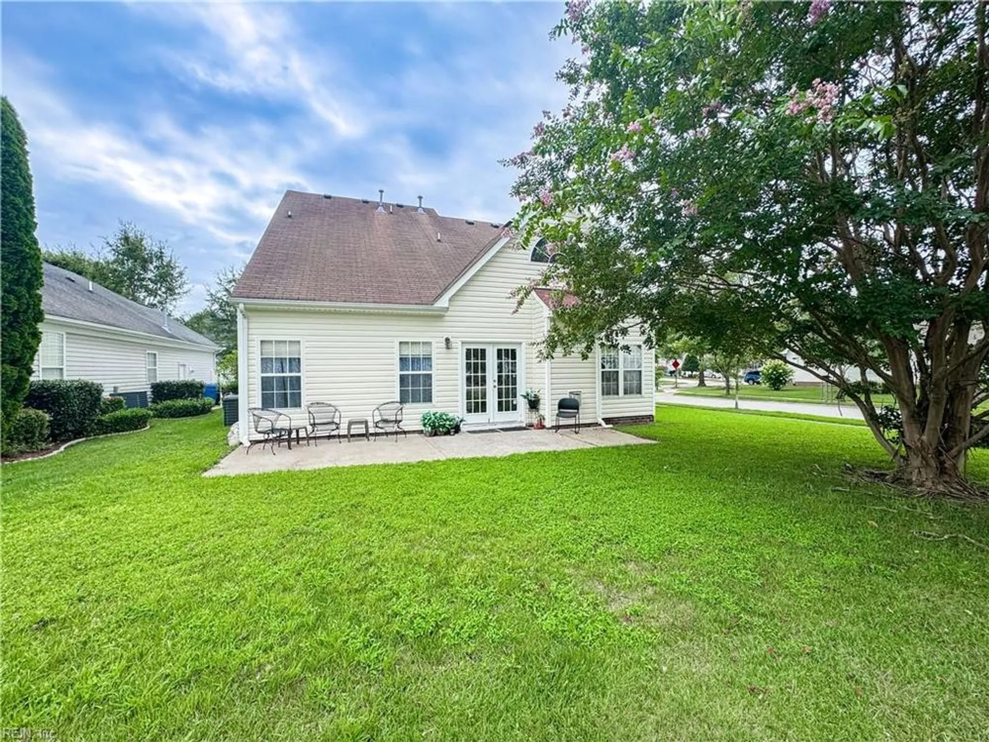 Property Slideshow image 35 of 38 | 2937 einstein dr, Virginia Beach, VA, 23456