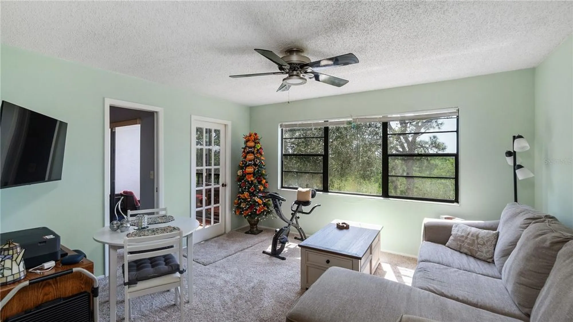 Property Slideshow image 19 of 31 | 8198 terrace garden dr n unit 304, St Petersburg, FL, 33709