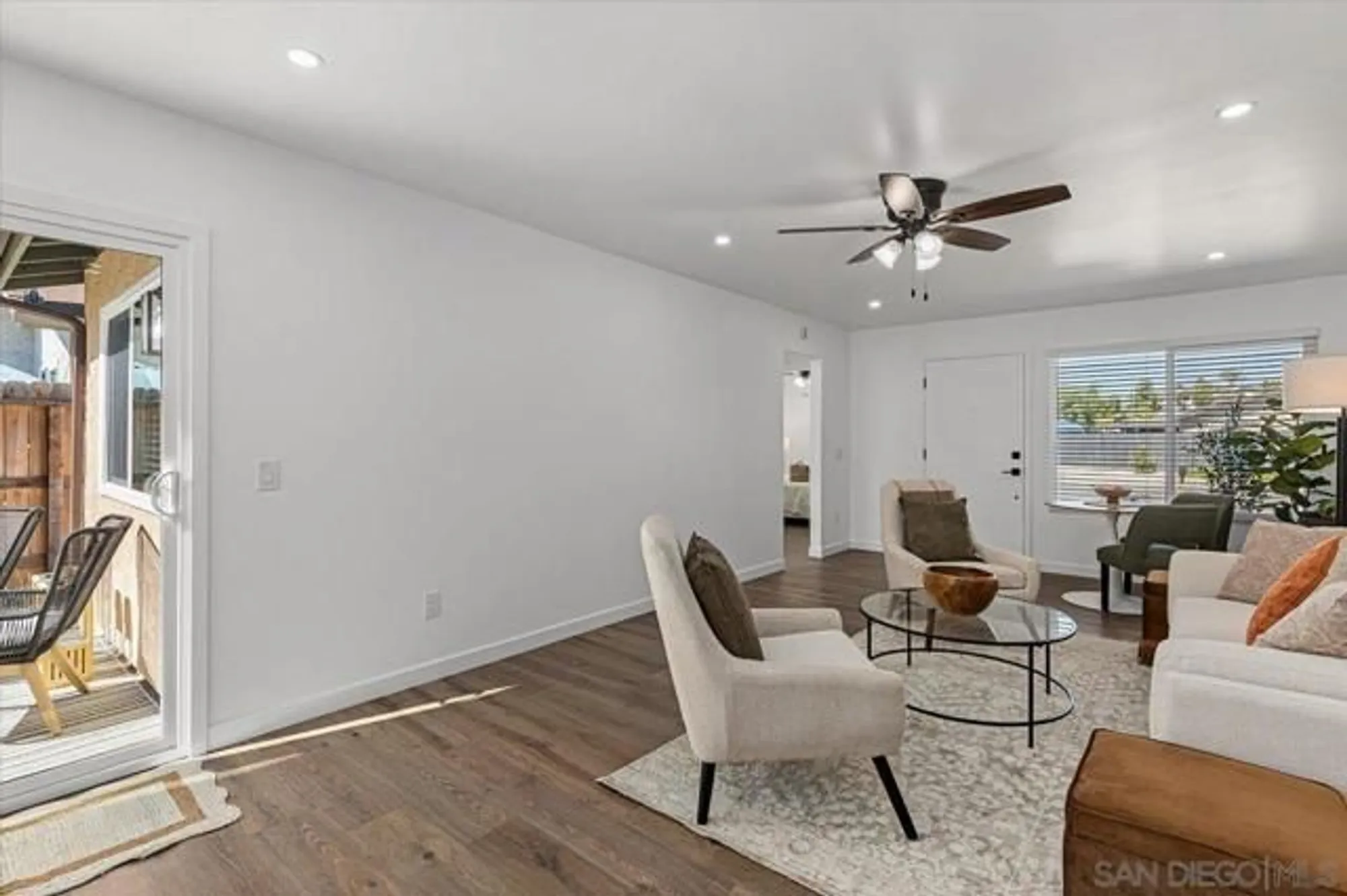 Property Slideshow image 10 of 32 | 4617 westridge dr, Oceanside, CA, 92056