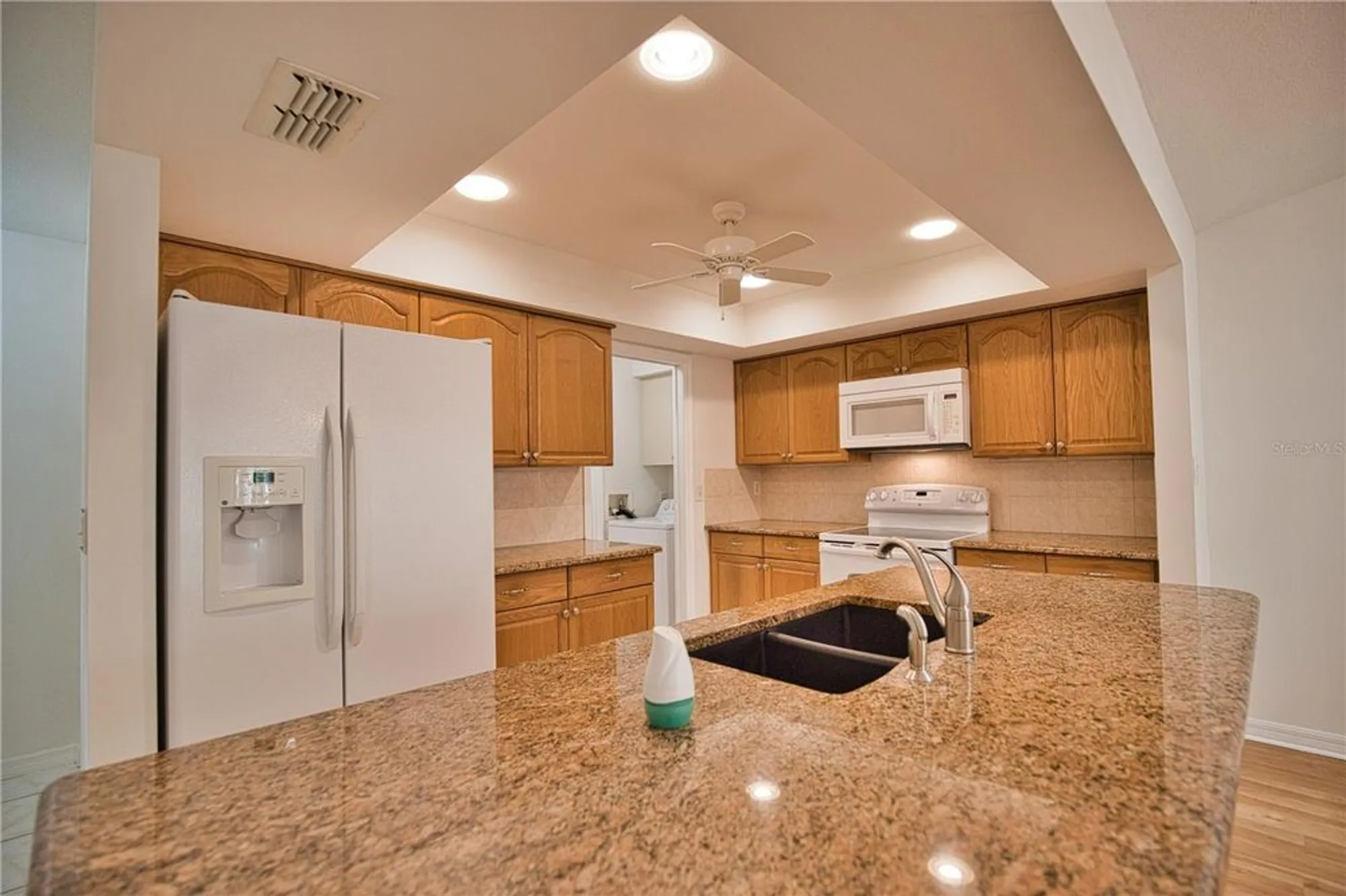 Property Slideshow image 14 of 45 | 7171 wood creek dr 5, Sarasota, FL, 34231