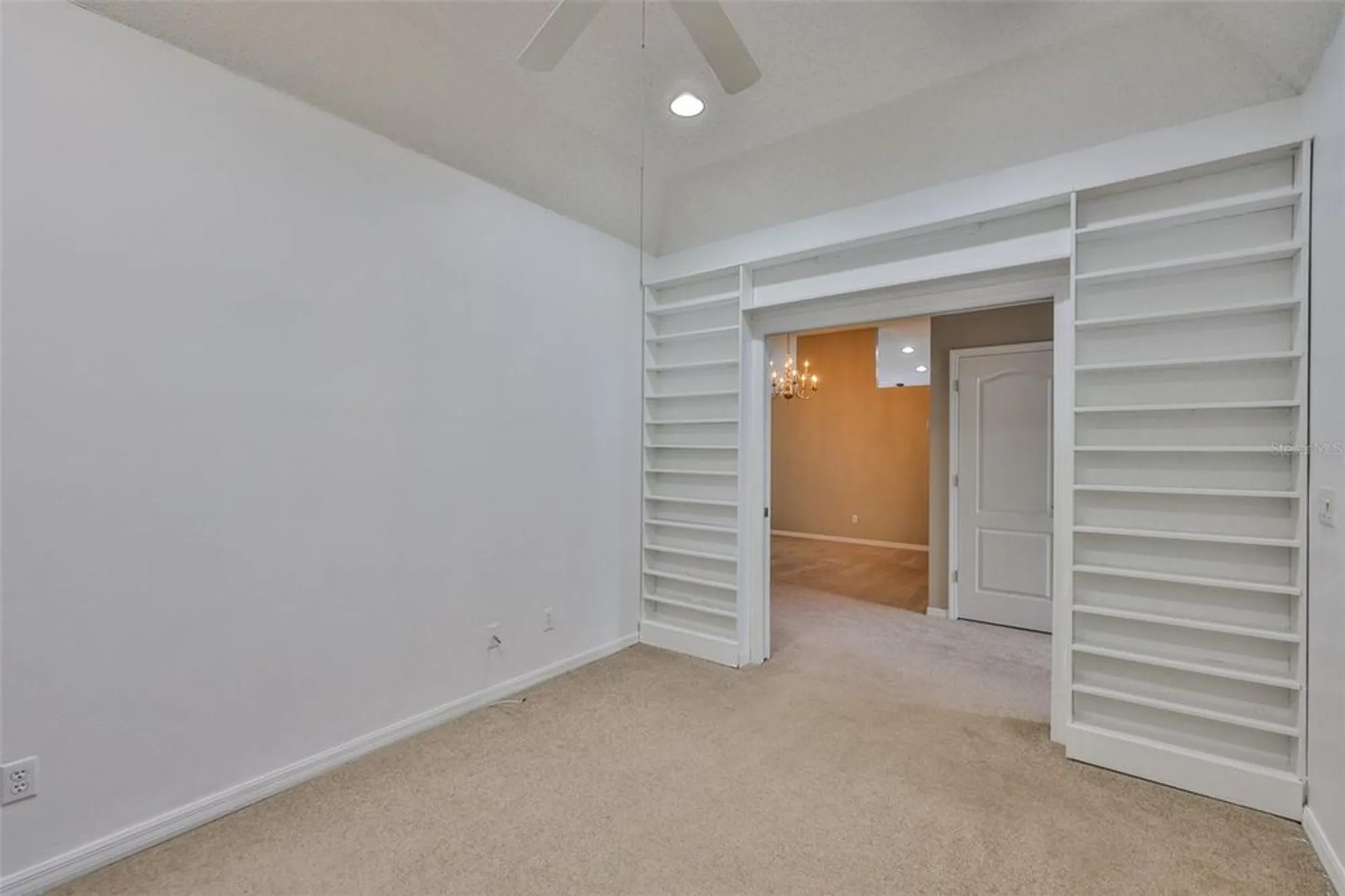 Property Slideshow image 14 of 59 | 920 villeroy greens dr, Sun City Center, FL, 33573