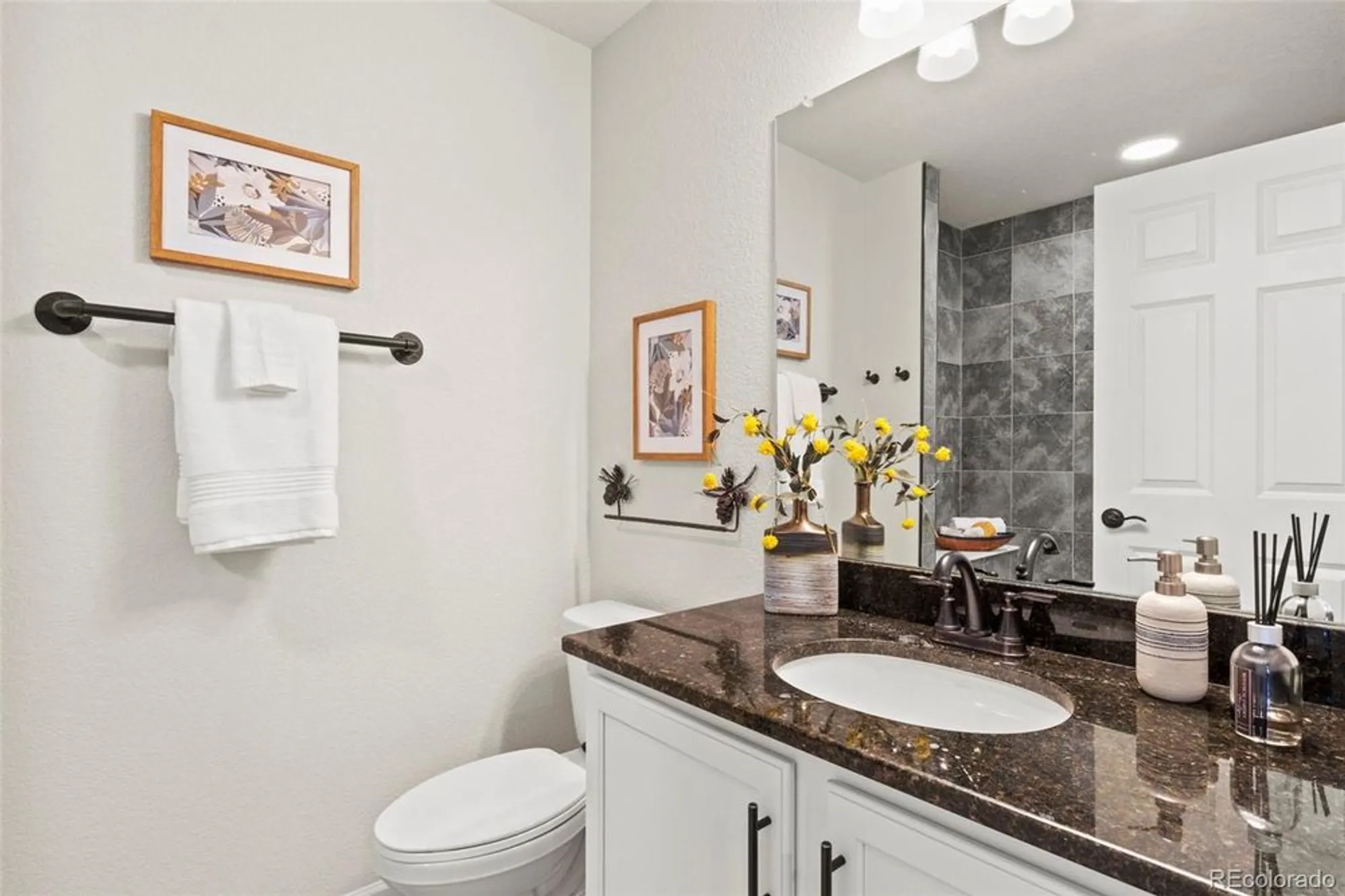Property Slideshow image 33 of 50 | 6407 armdale hts, Colorado Springs, CO, 80927
